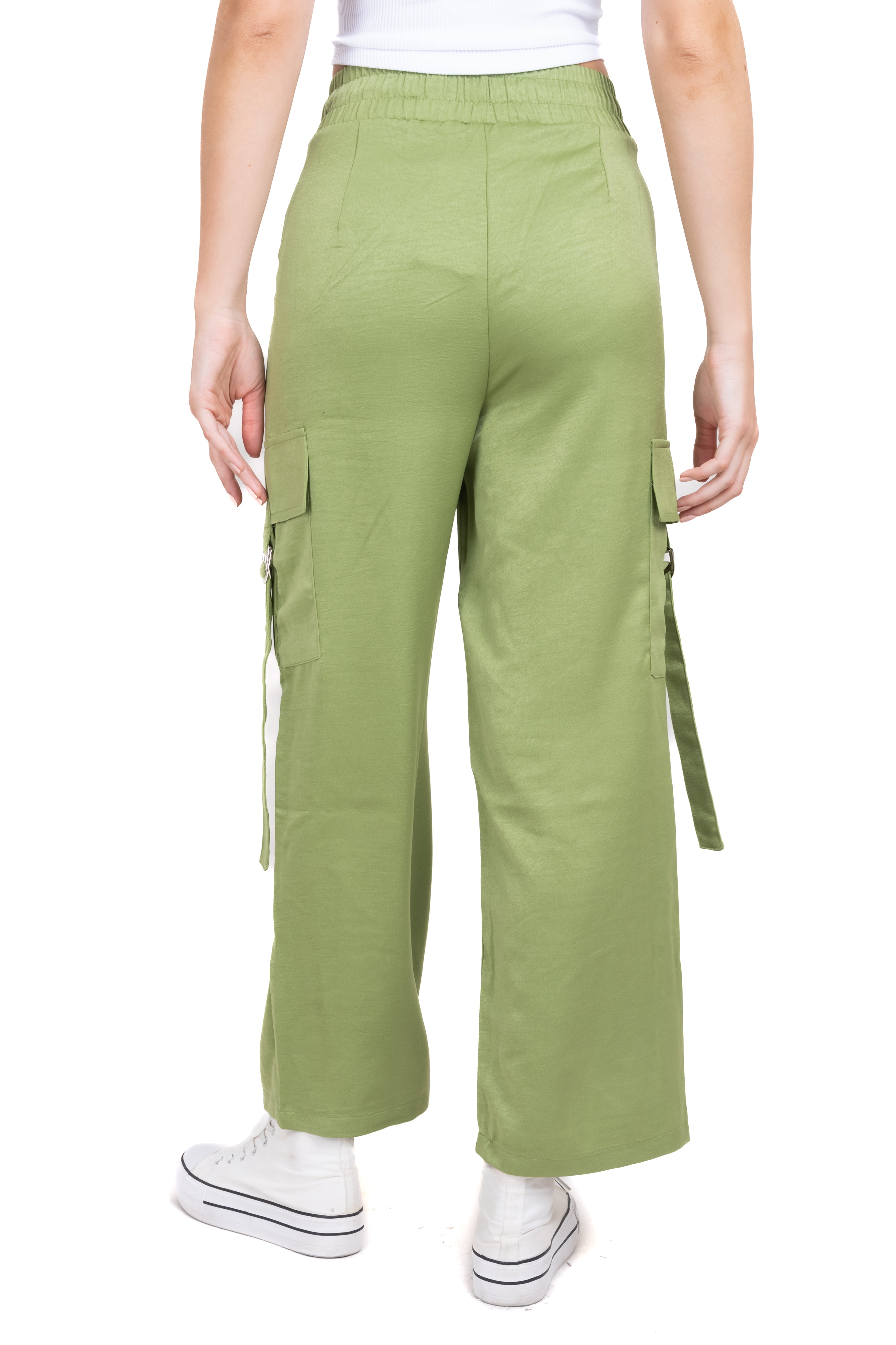 Pantalón cargo multi bolsas cinturones VERDE