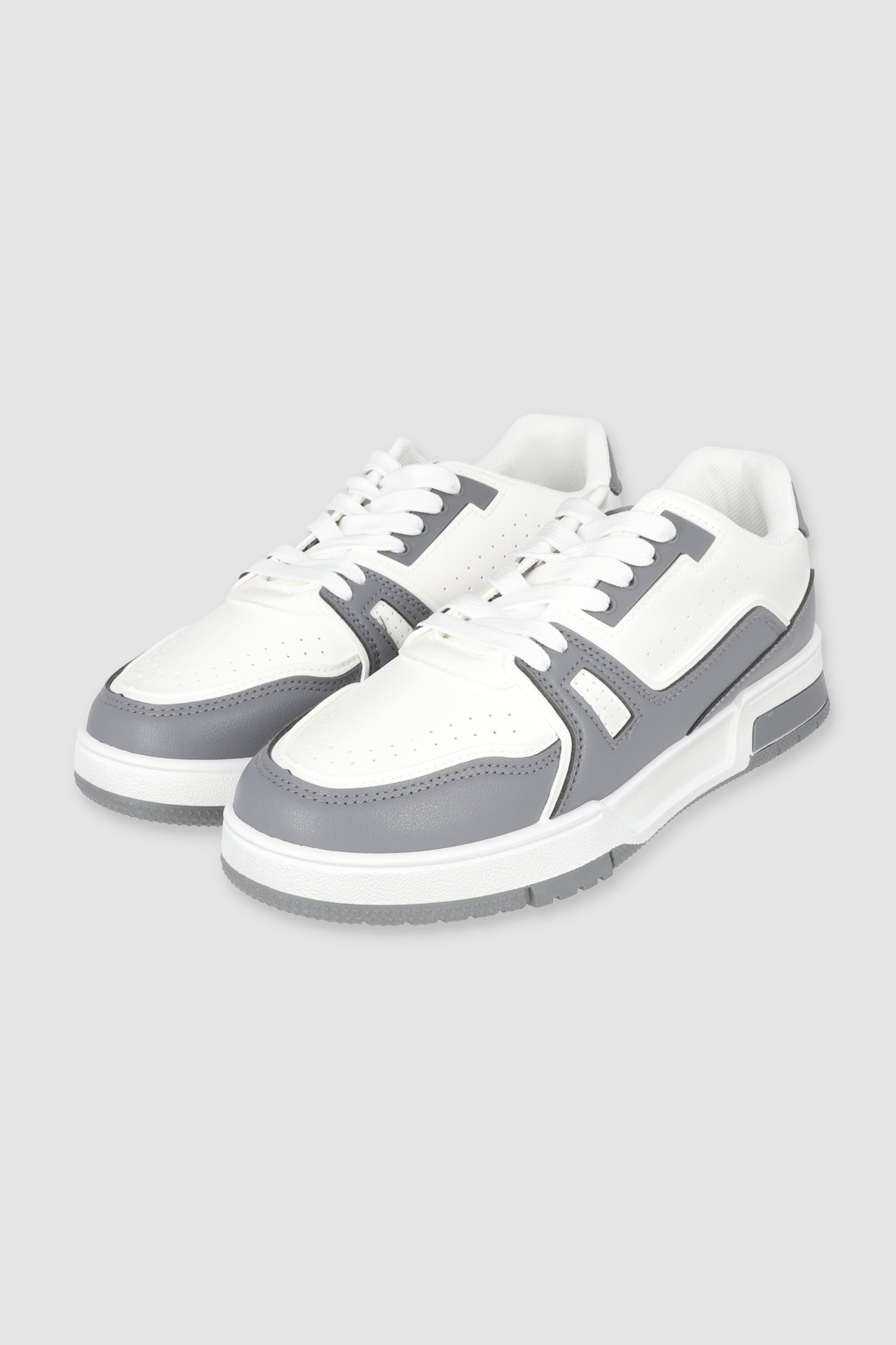 Tenis casual bicolor perforados GRIS