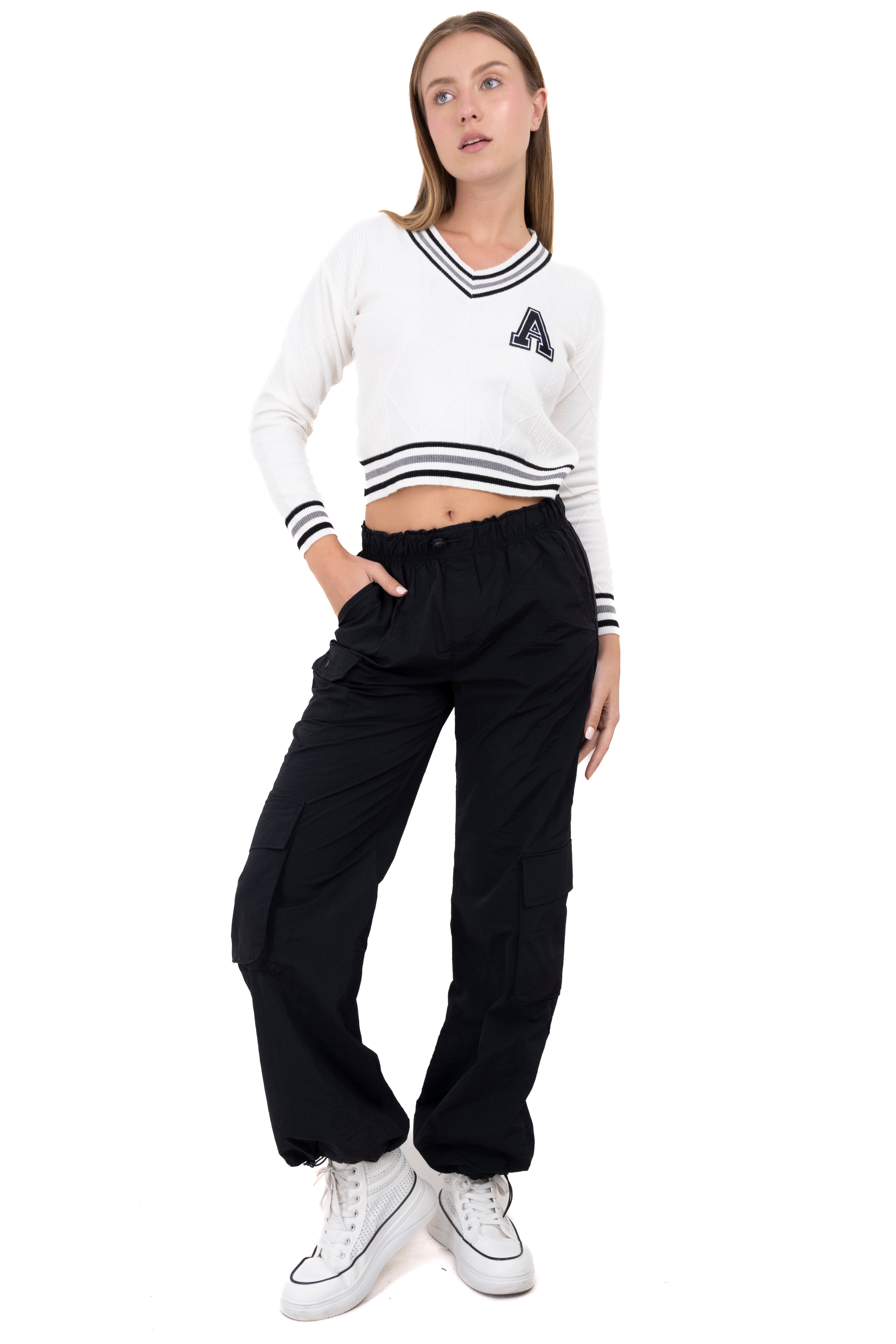 Pantalón parachute triple bolsillo NEGRO