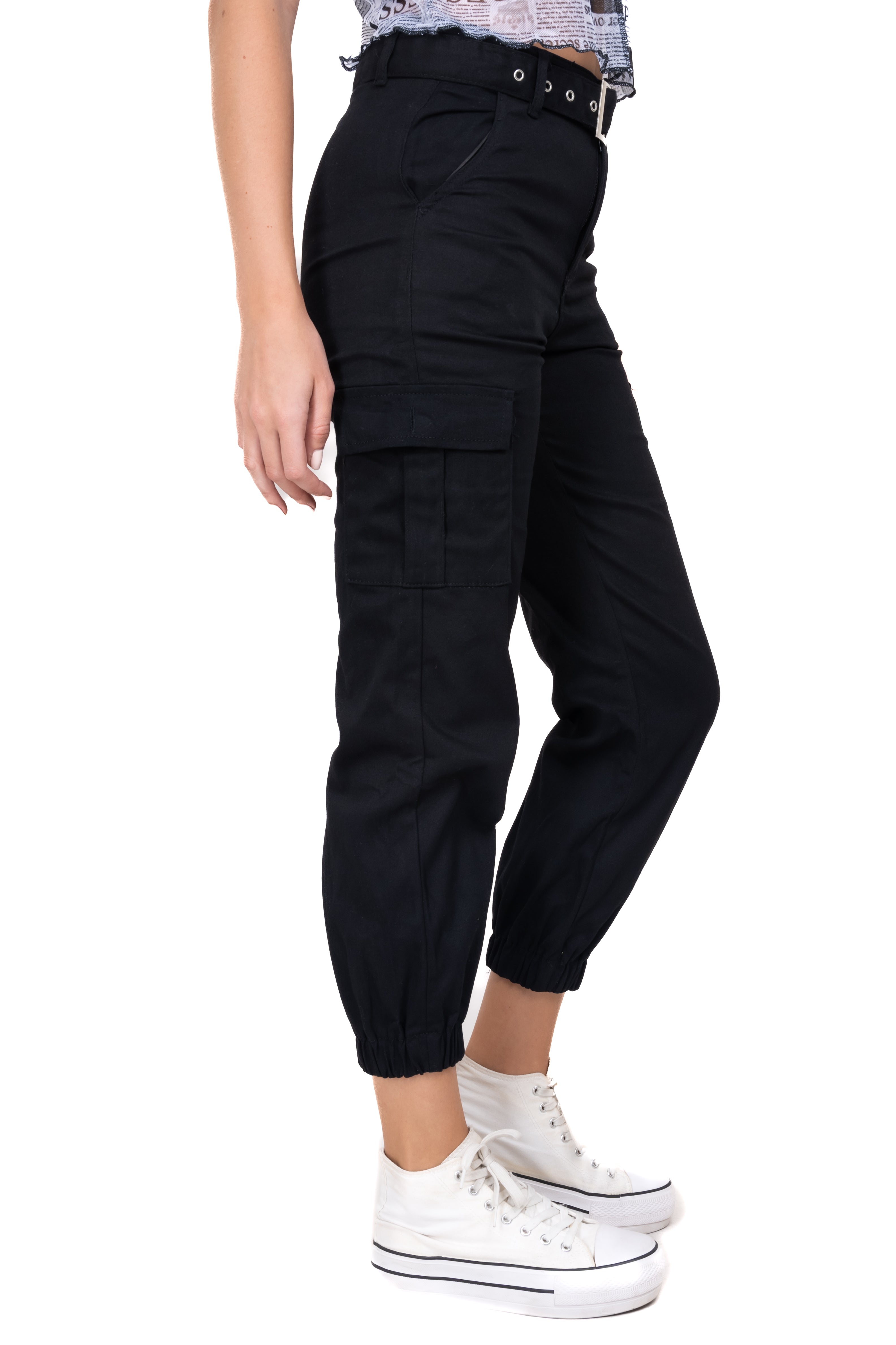 Jeans jogger bolsos cinturón NEGRO