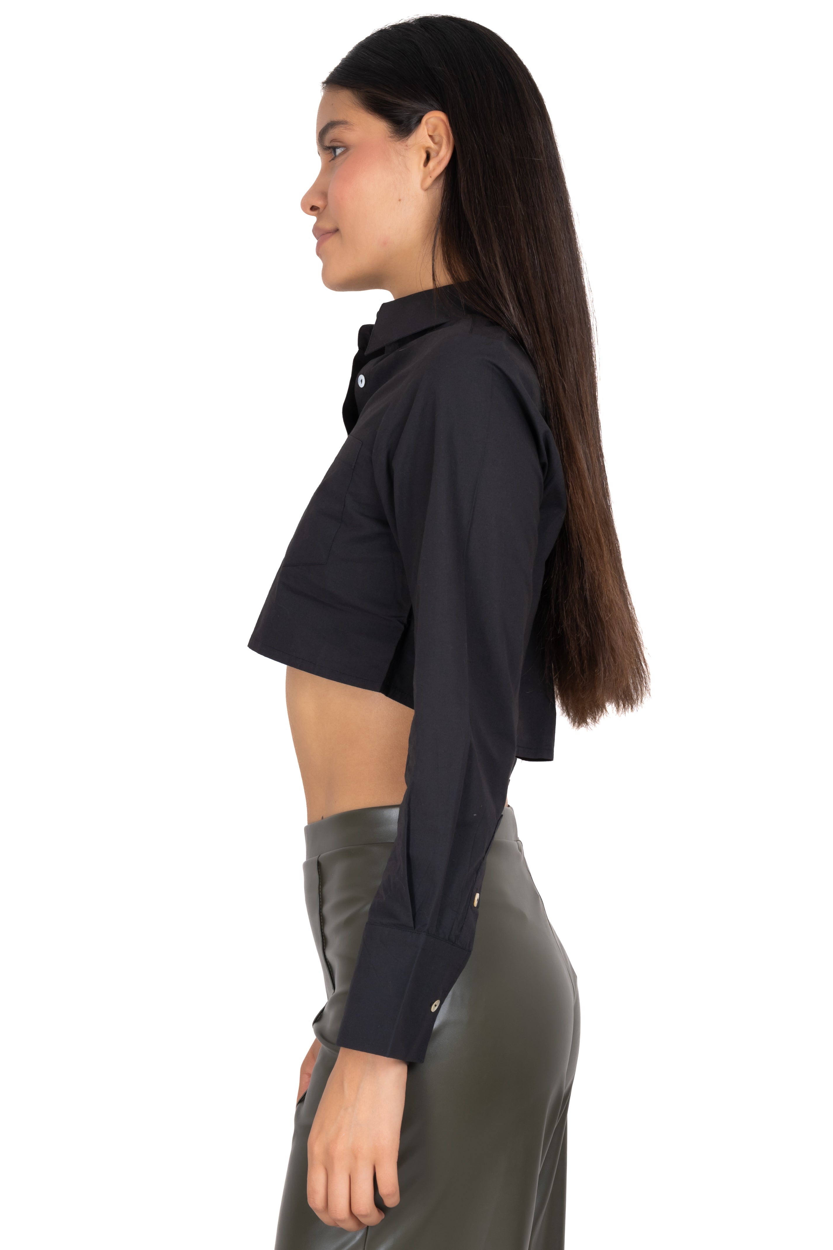 Camisa crop bolsillo lisa NEGRO