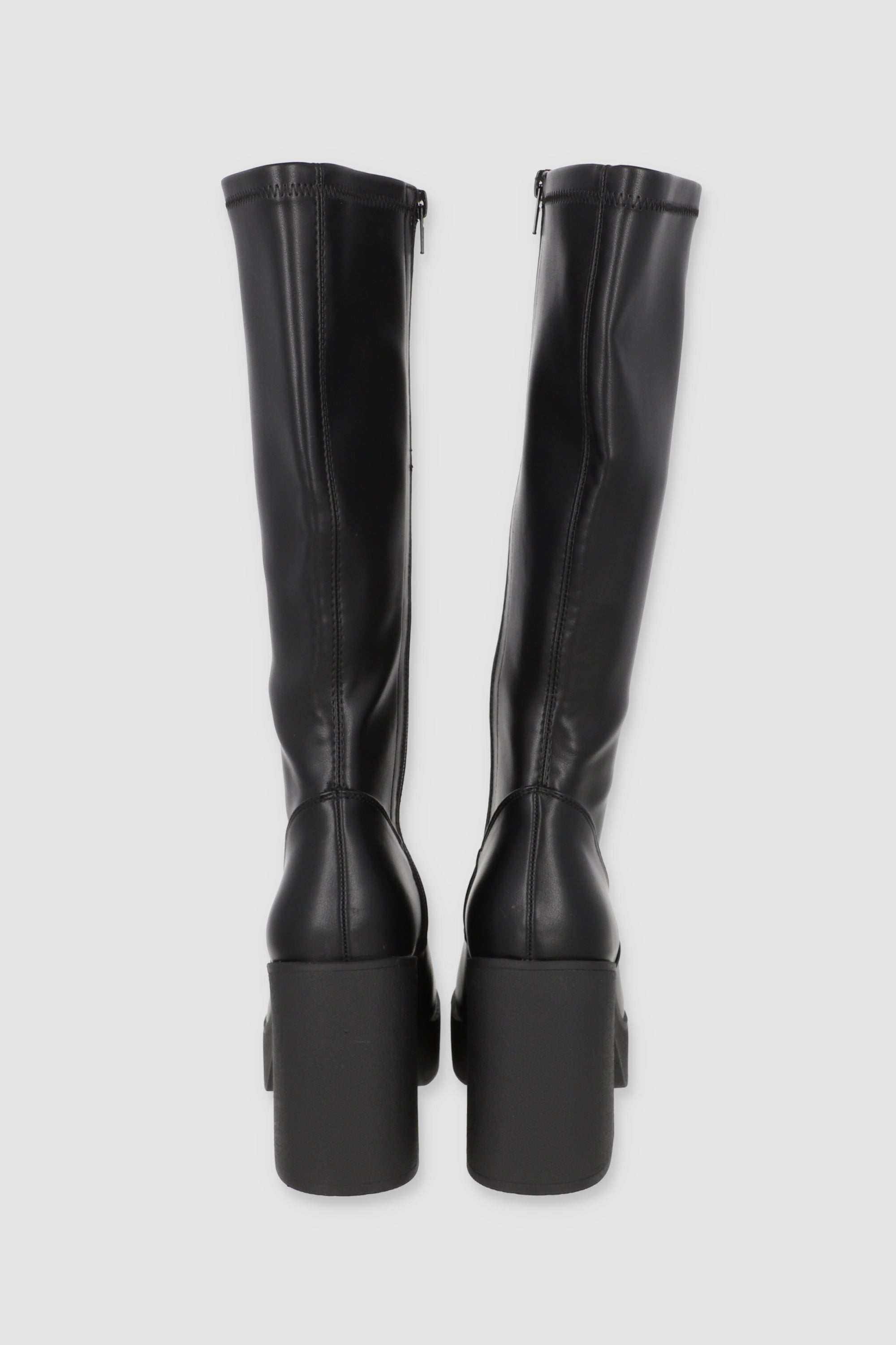 Botas ajustadas tacón ancho NEGRO