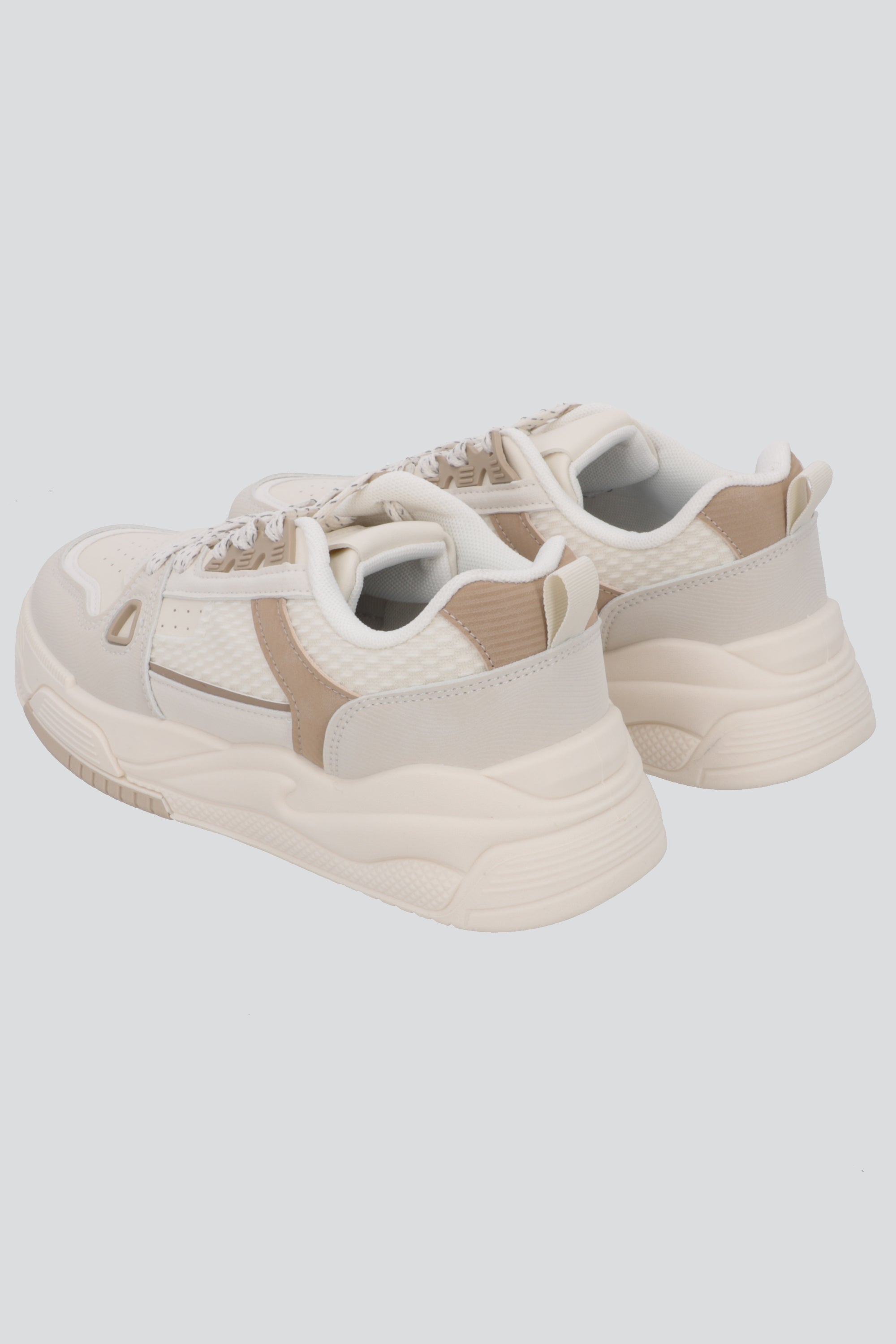 Tenis Perforados Contrastes BEIGE