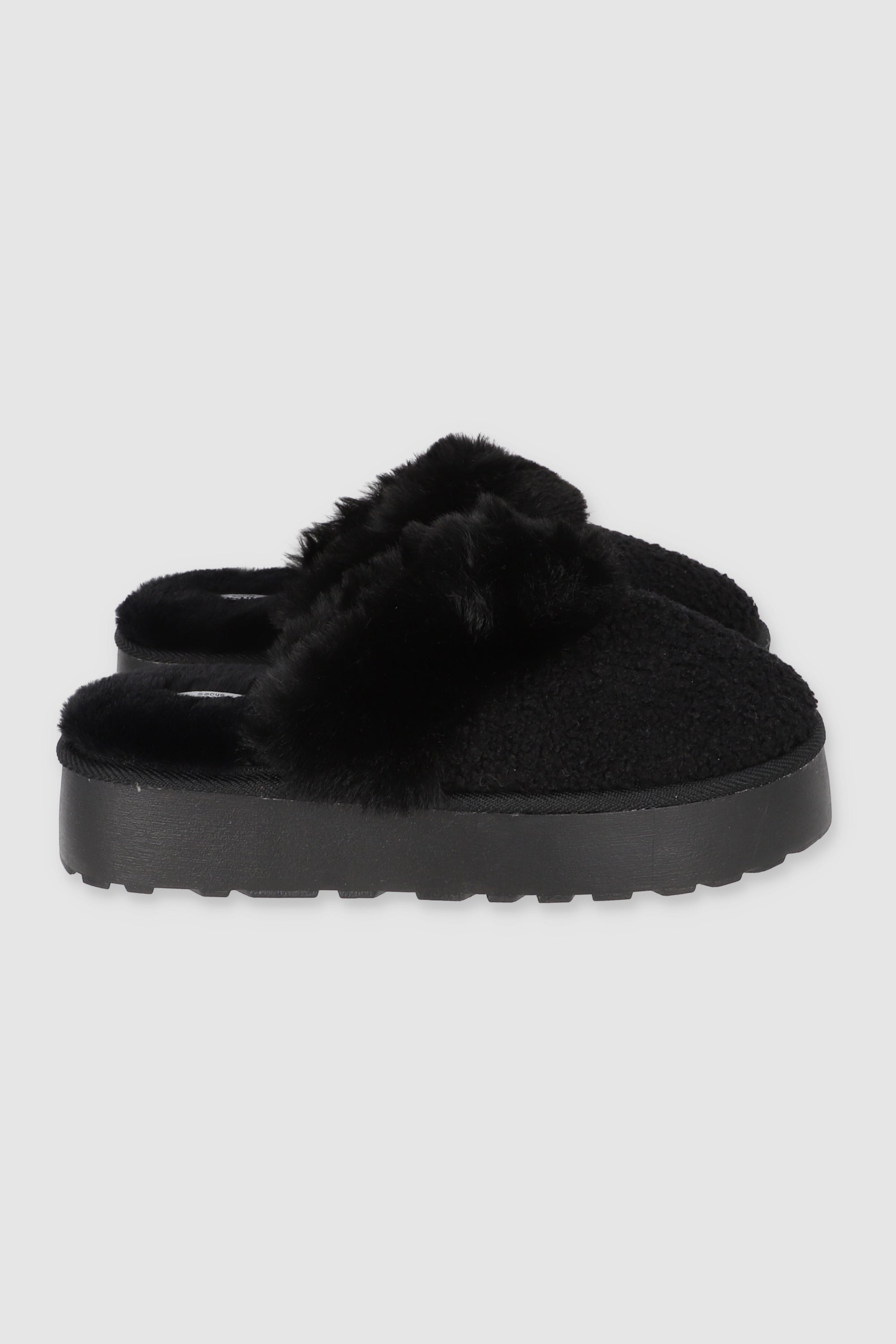 Pantuflas Sherpa Peluche Plataforma NEGRO