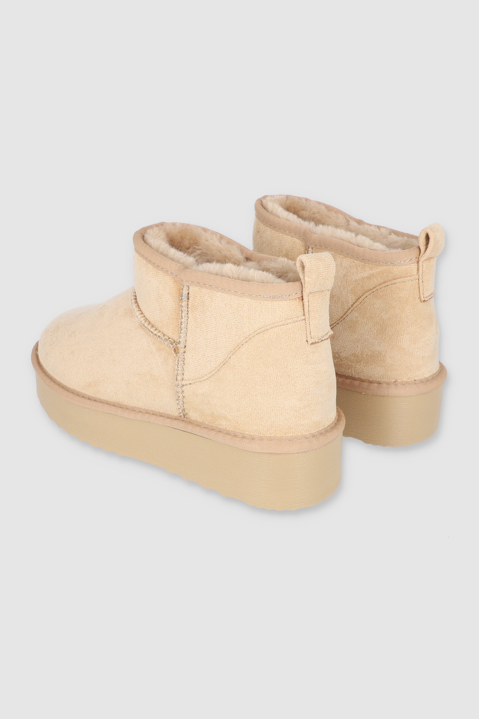 Botas Lisas Forro Peluche NUDE