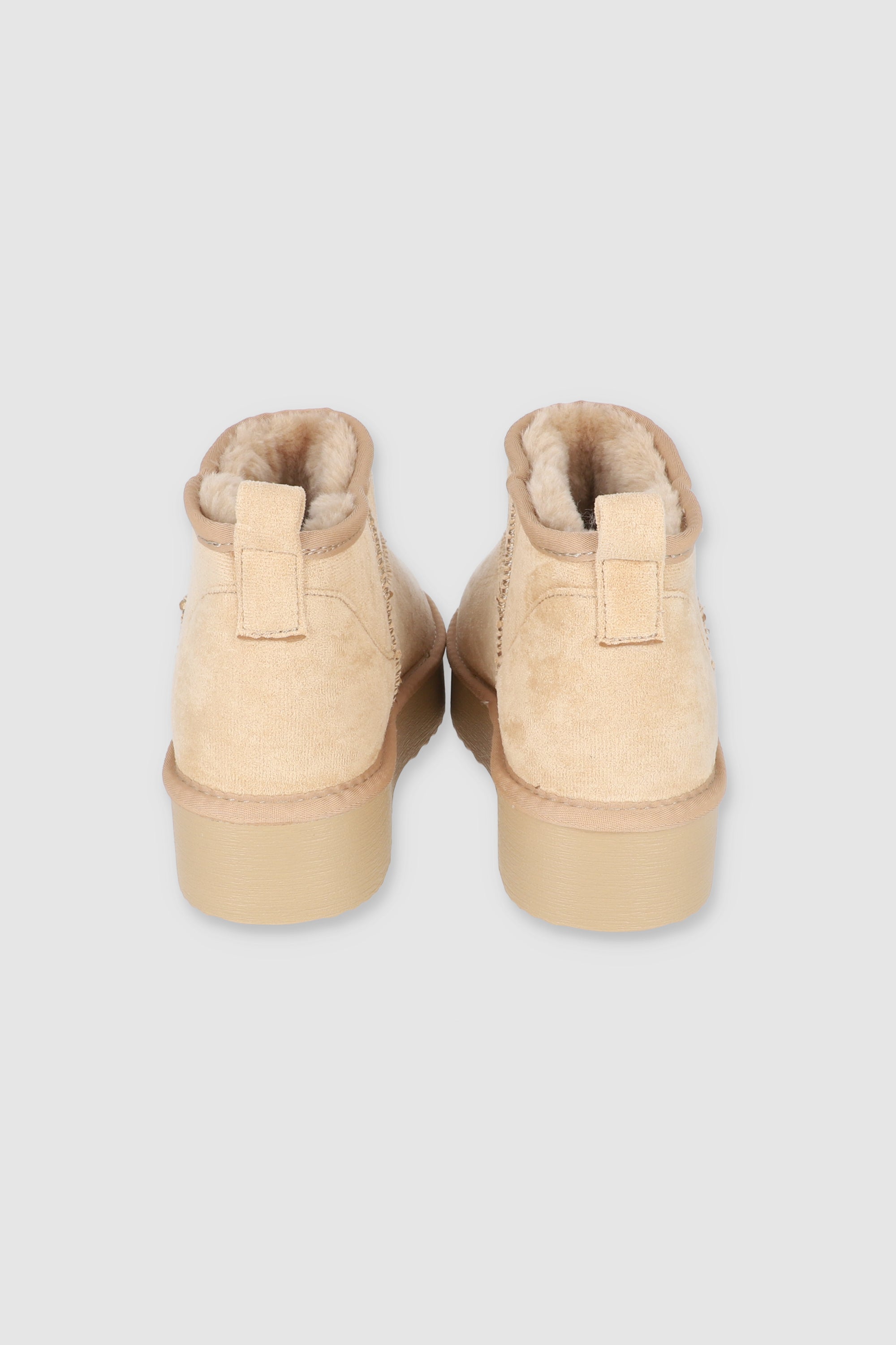 Botas Lisas Forro Peluche NUDE