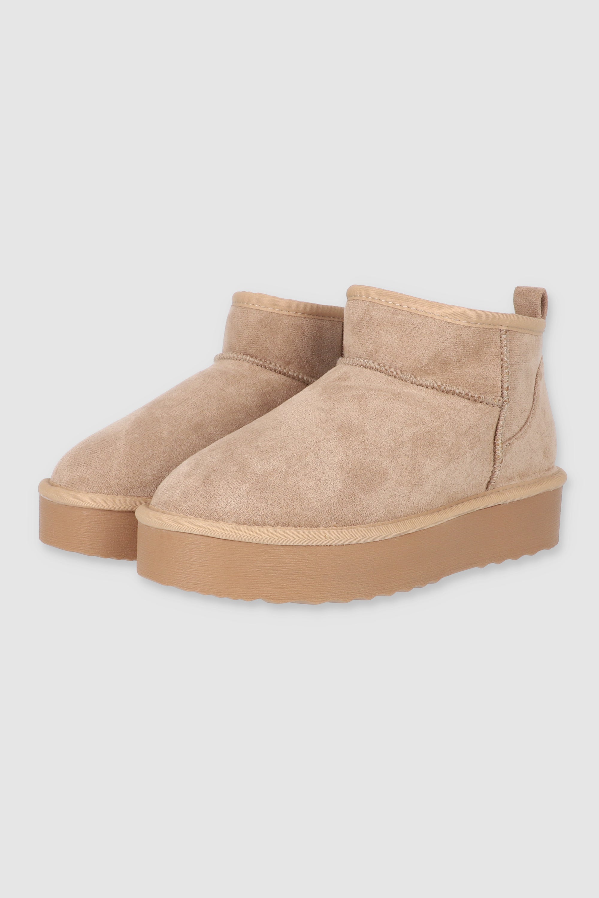 Botas Lisas Forro Peluche CAMELLO