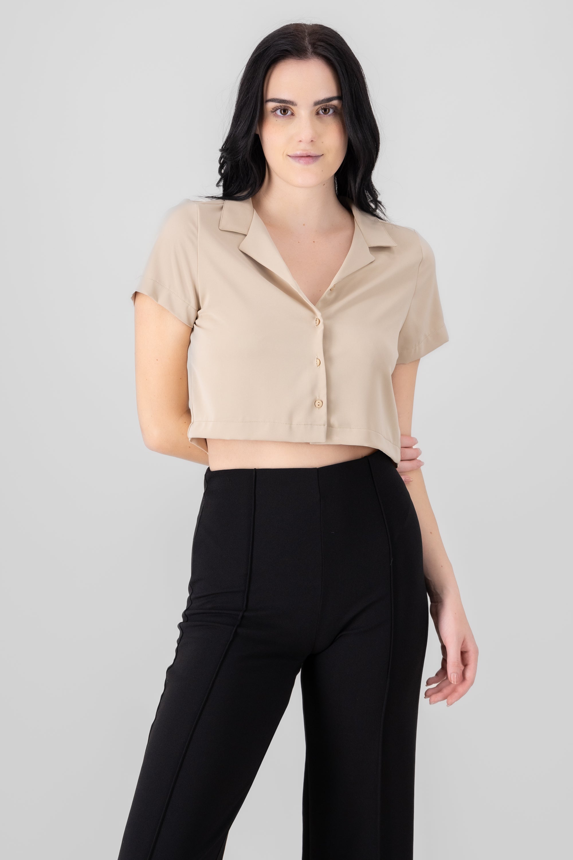 Camisa Crop Amplia Manga Corta BEIGE