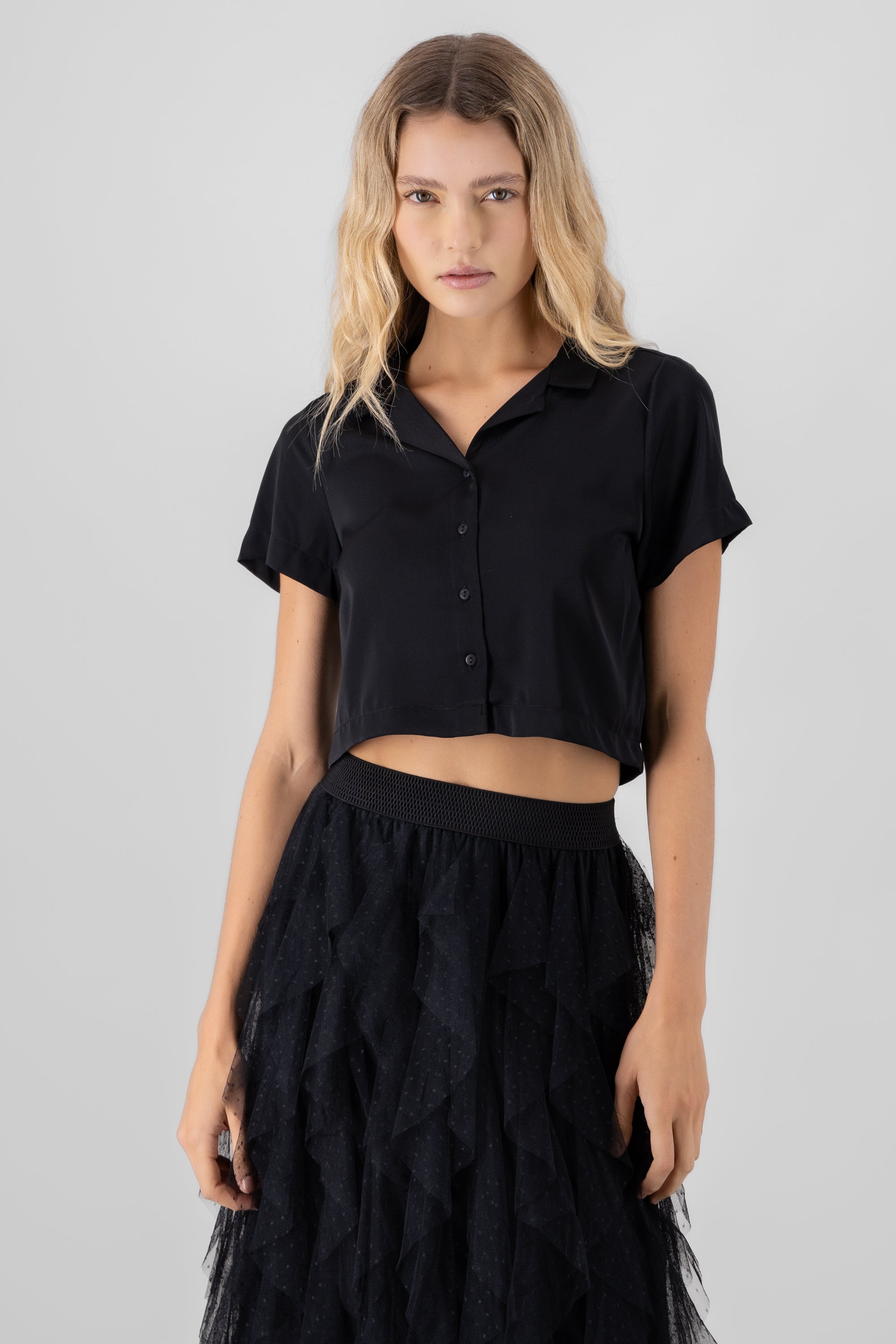 Camisa Crop Amplia Manga Corta NEGRO