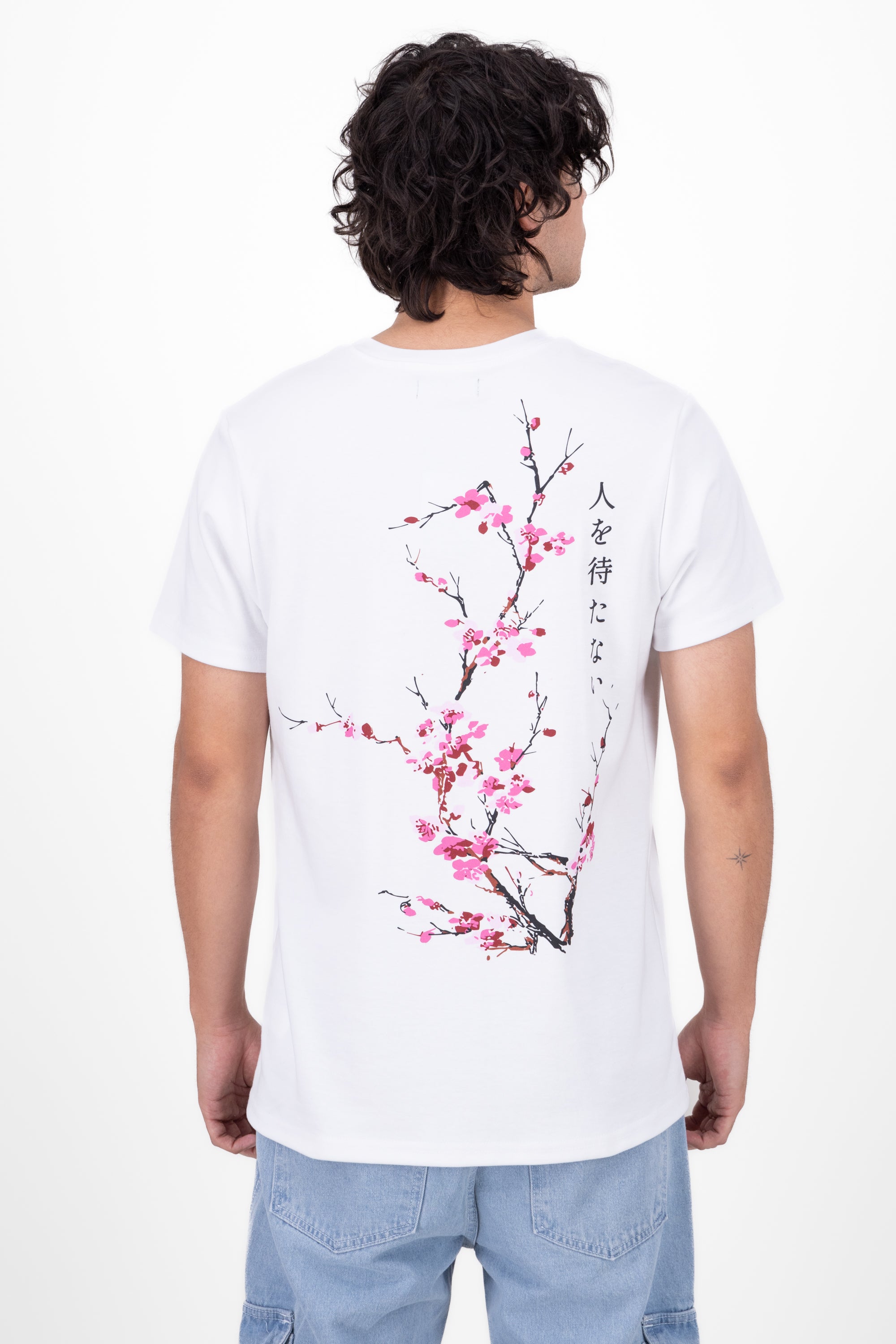 Playera manga corta Sakura BLANCO