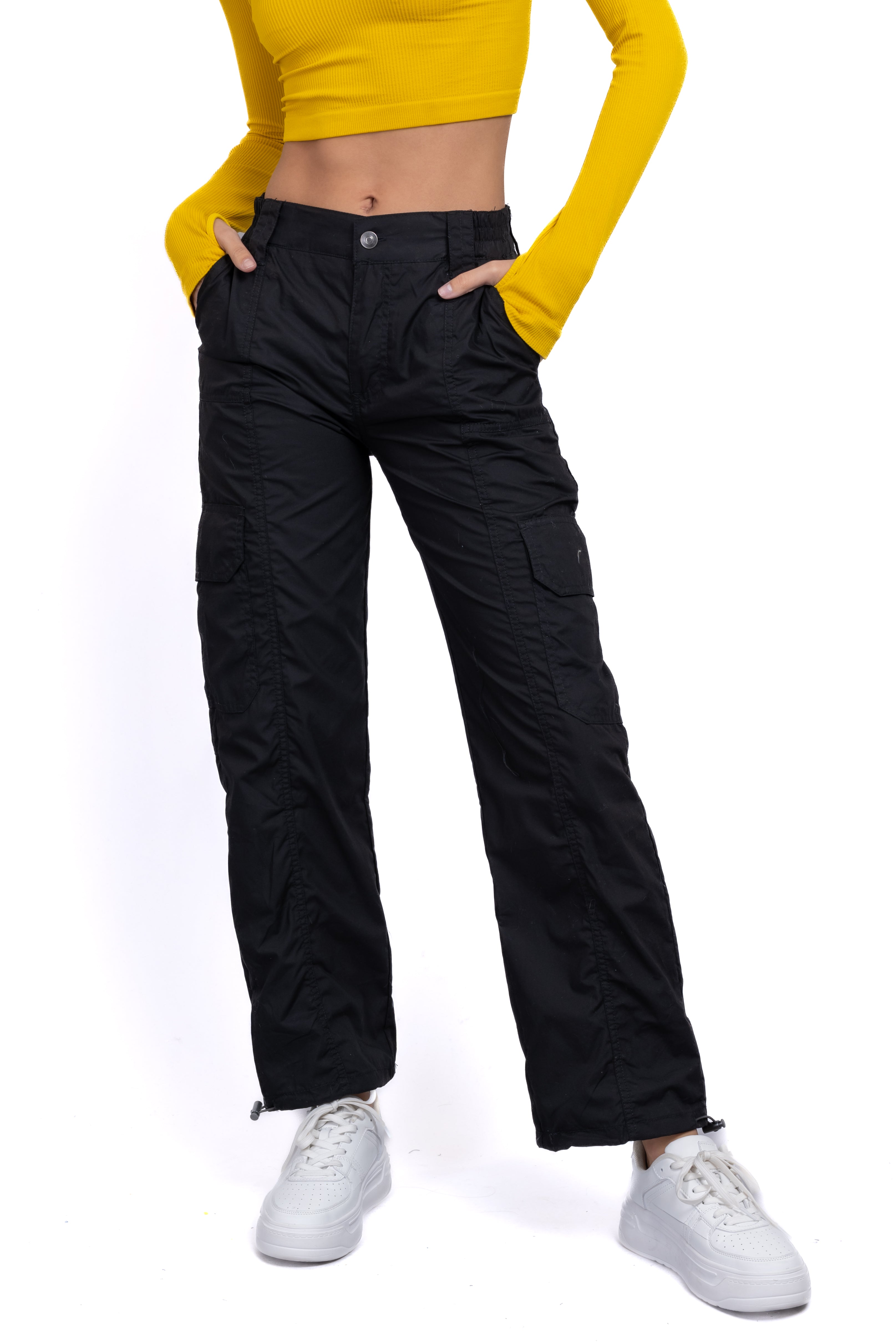 Pantalon cargo liso NEGRO