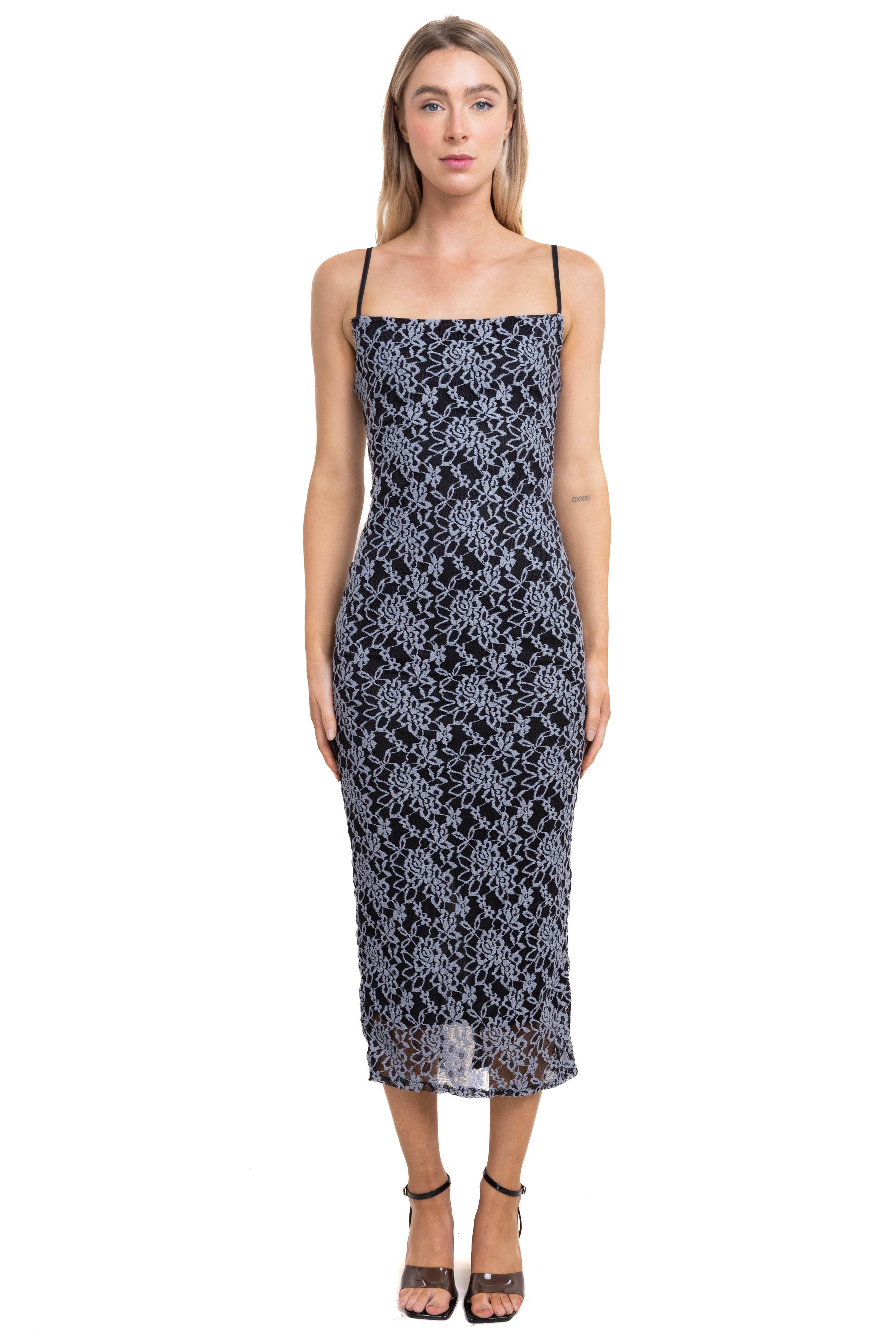 Vestido maxi encaje floreado