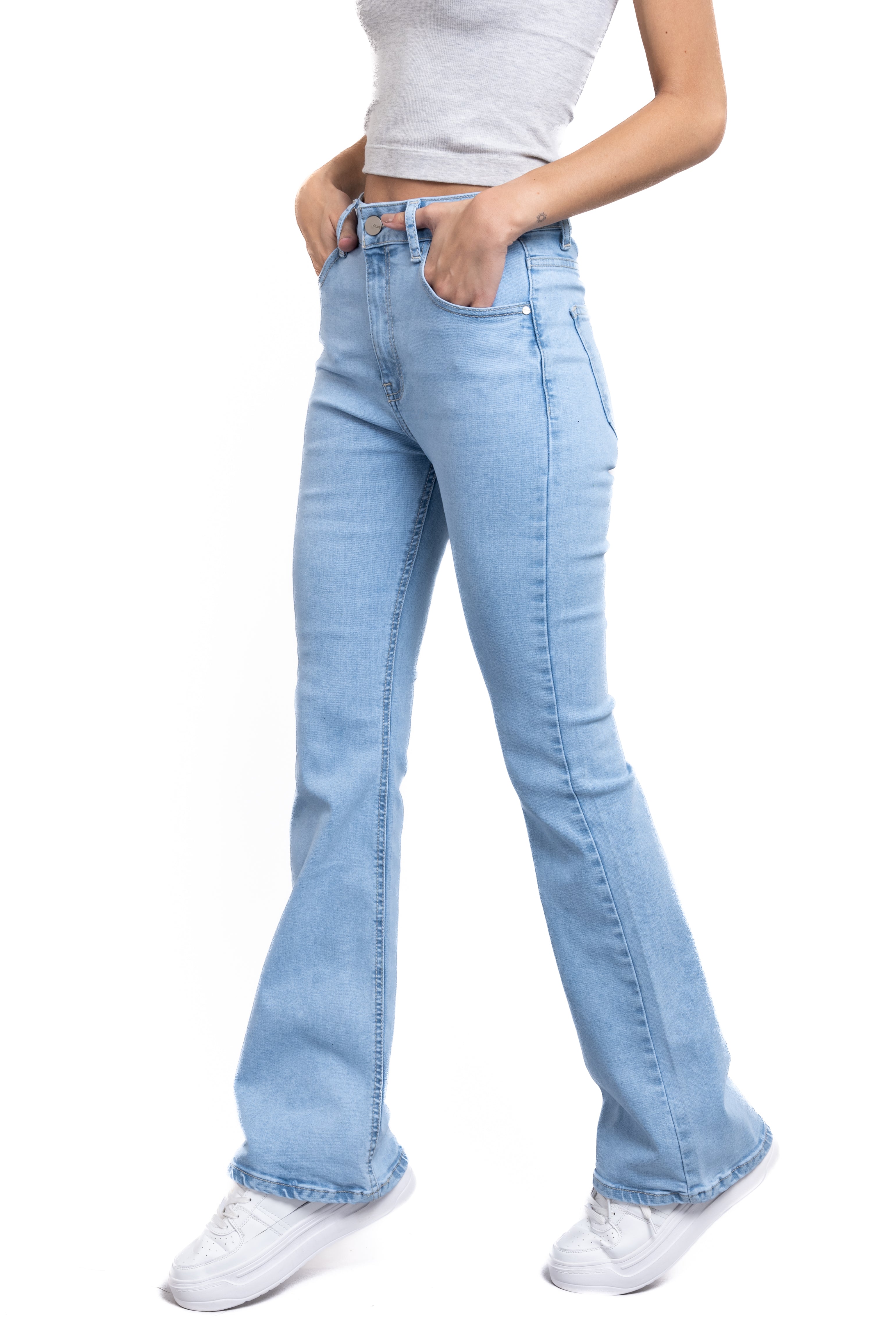 Jeans flare lisos ACID LIGHT