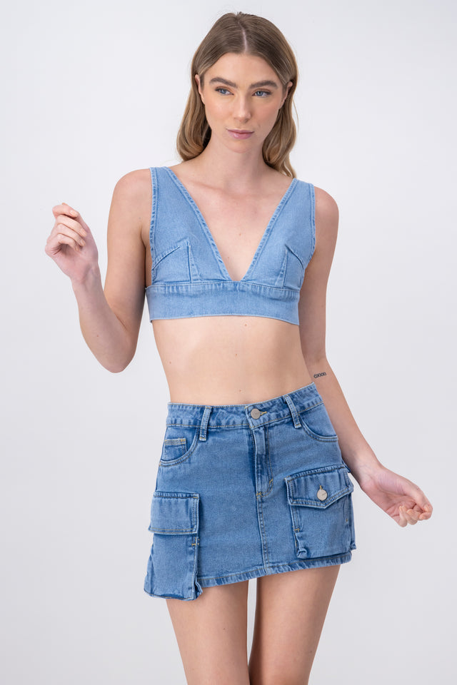 Top crop denim escote v