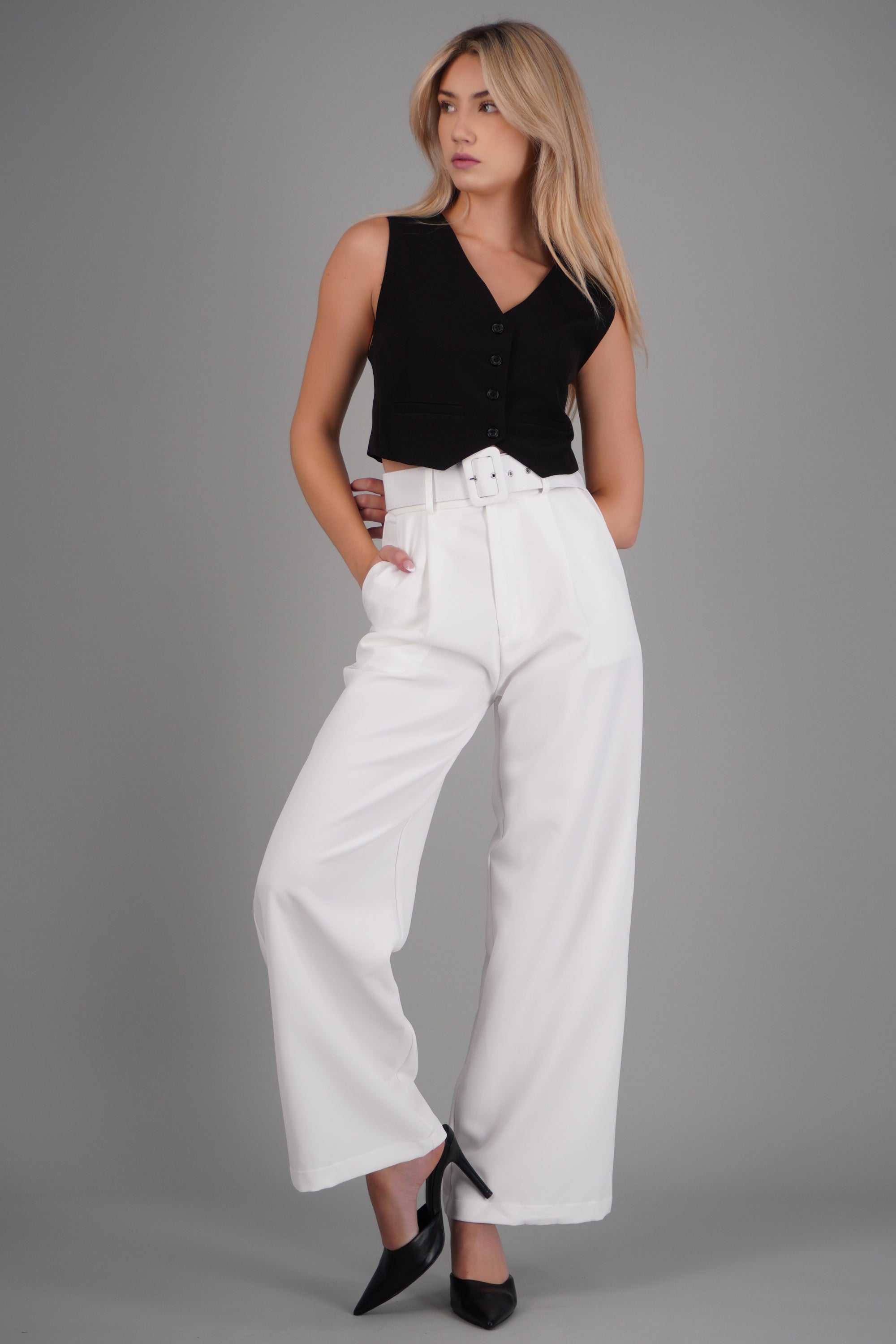 Pantalón liso cinturón BLANCO