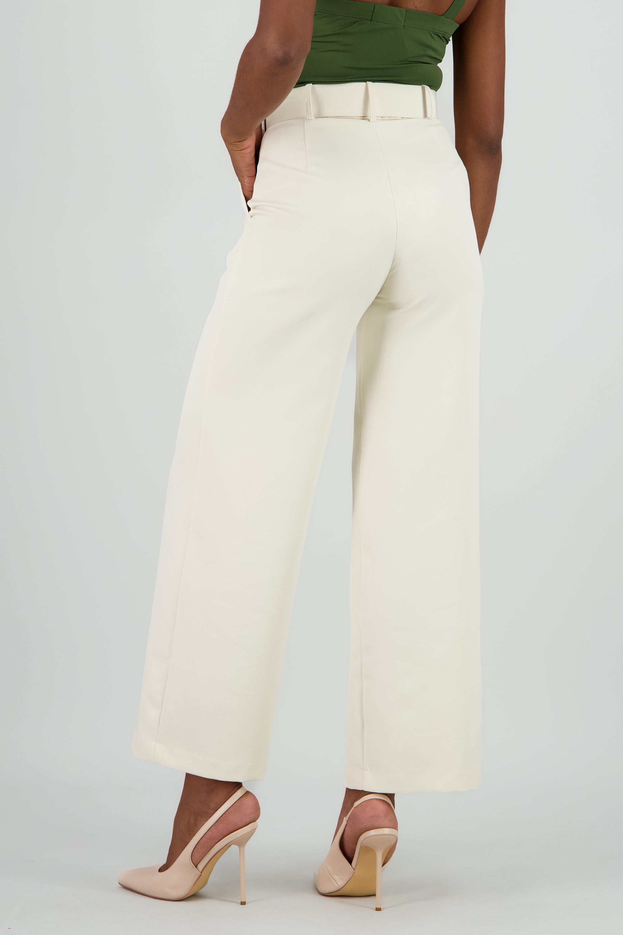 Pantalon Liso Cinturon CREMA