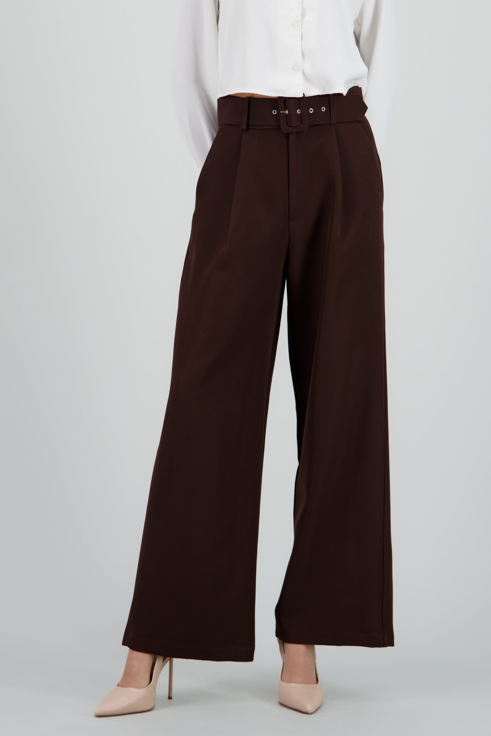 Pantalón liso cinturón CAFE