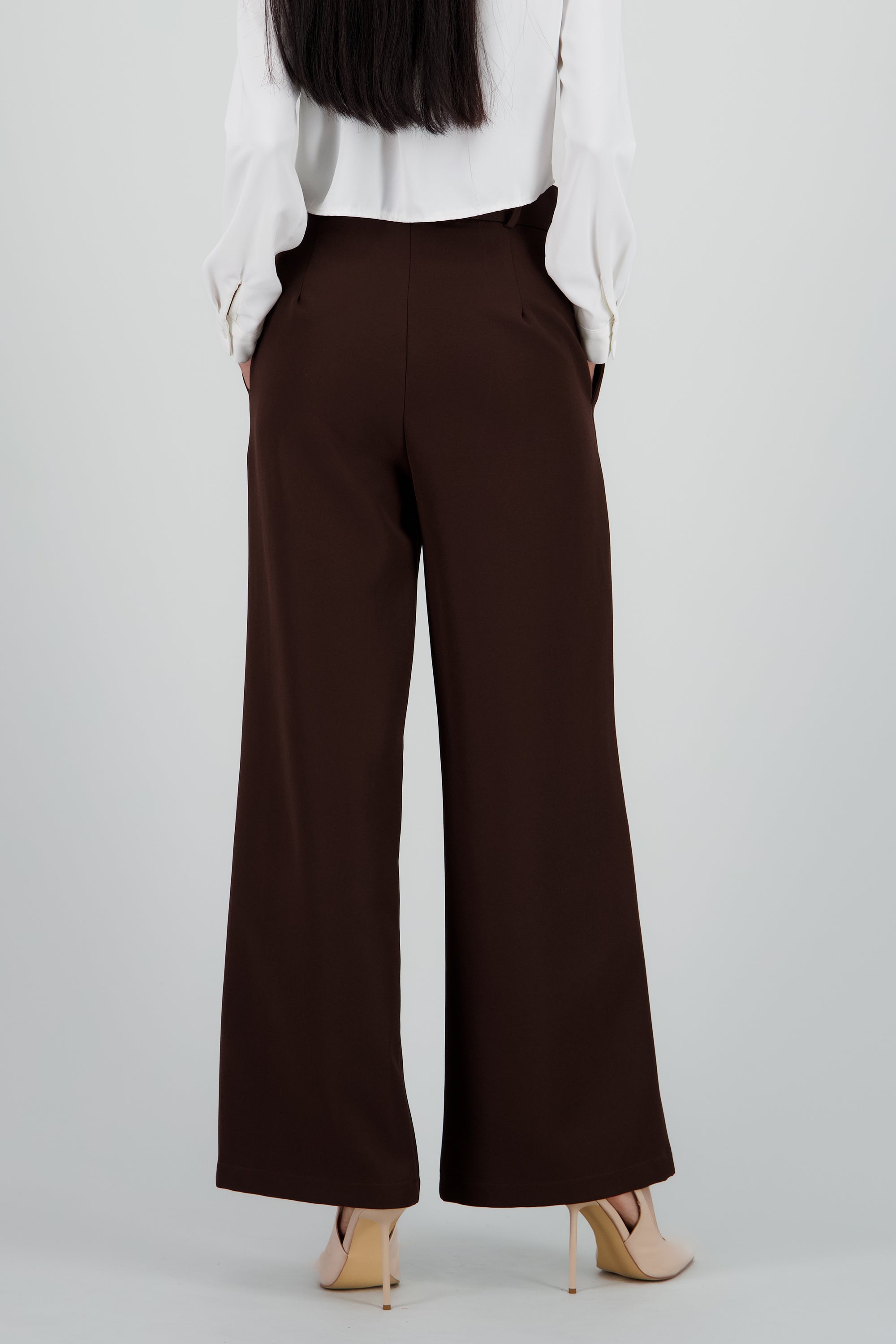 Pantalón liso cinturón CAFE