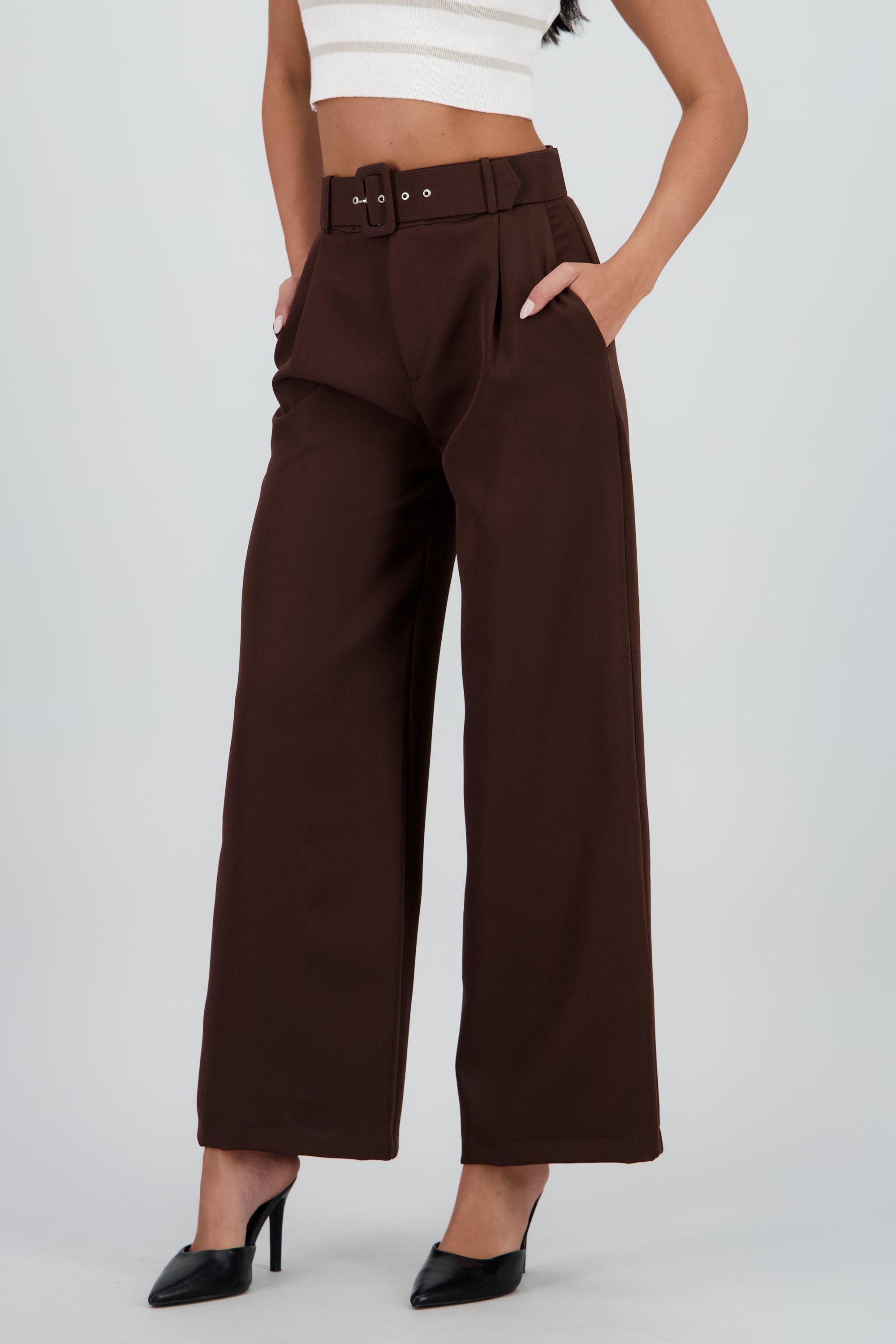 Pantalon Liso Cinturon CHOCOLATE