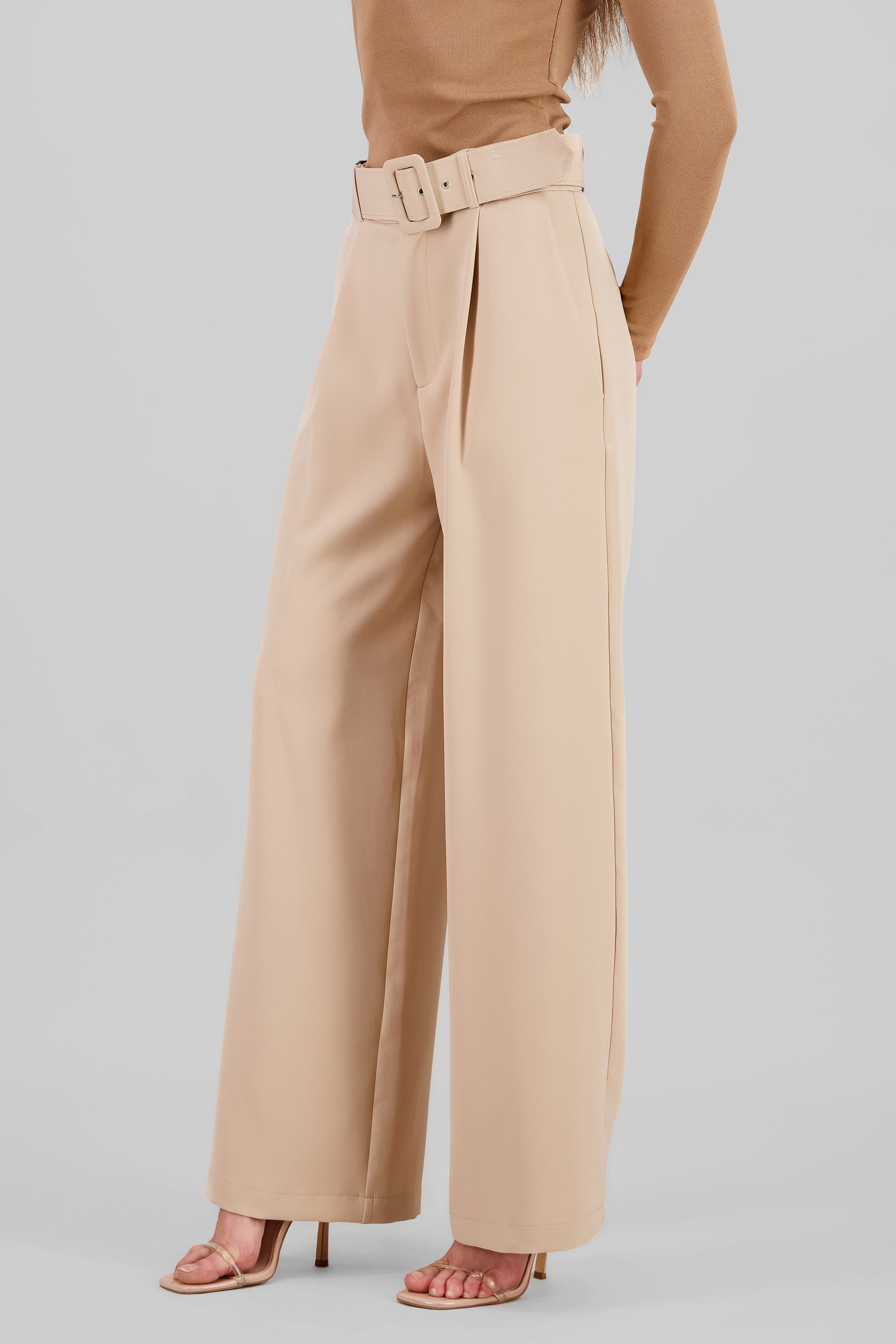 Pantalon Liso Cinturon KHAKI