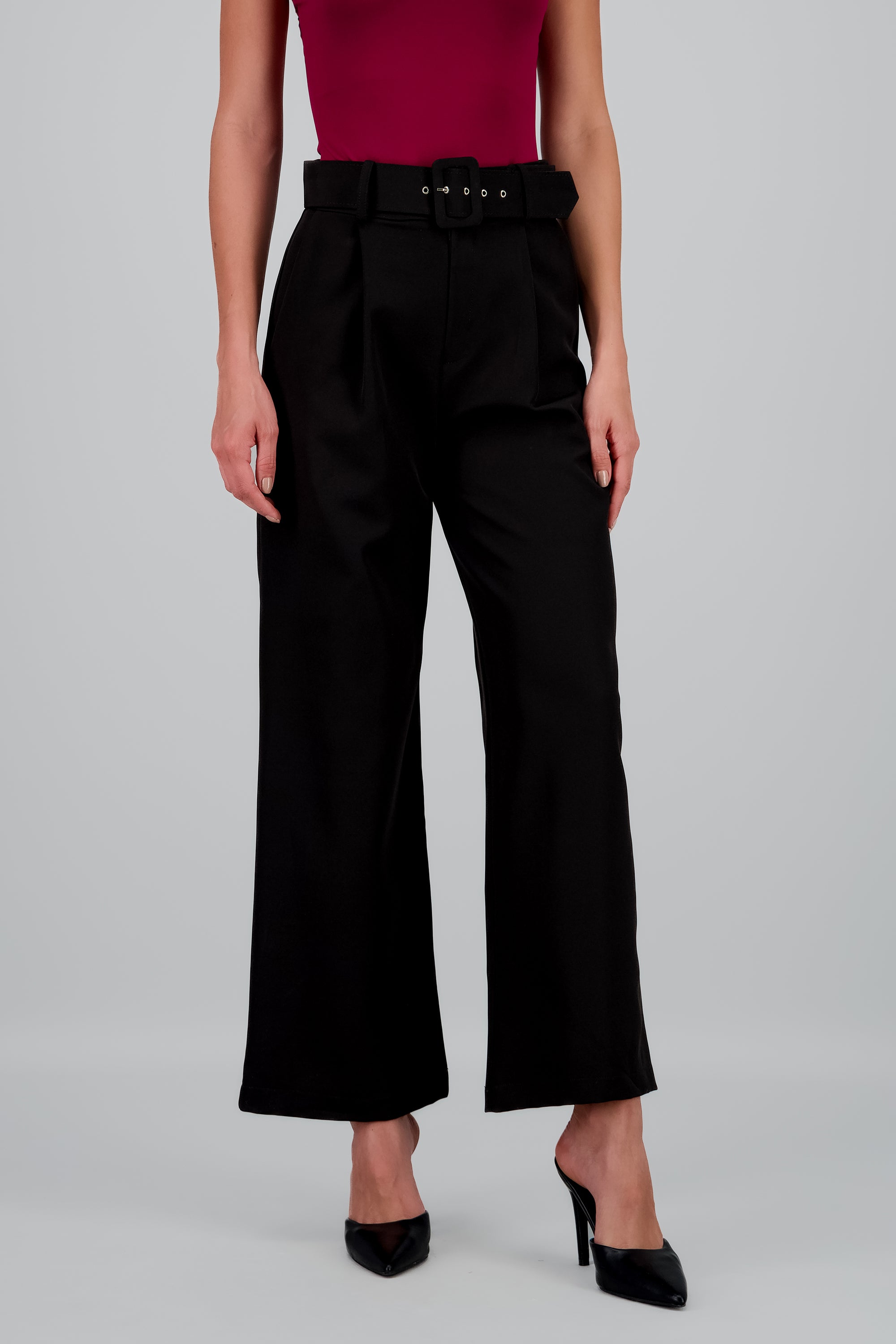 Pantalon Liso Cinturon NEGRO