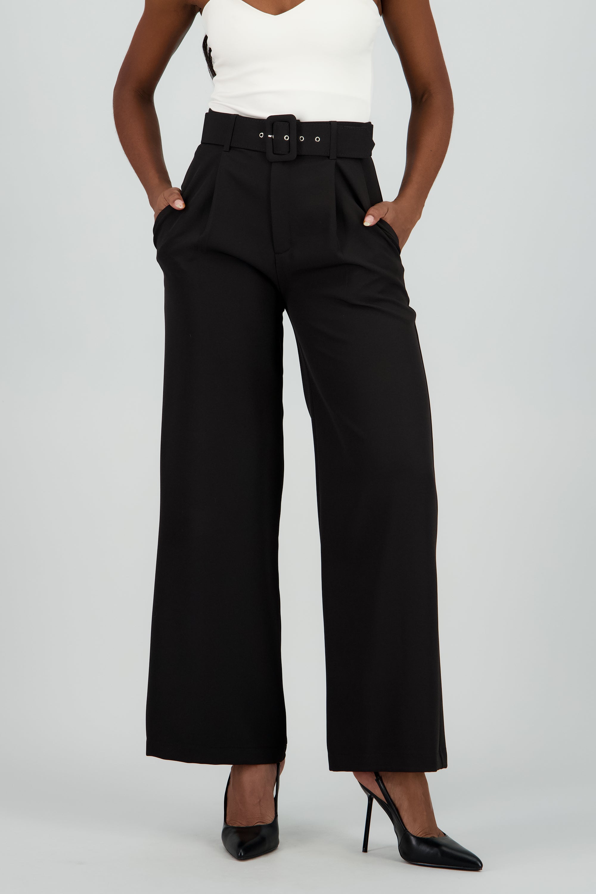 Pantalon Liso Cinturon