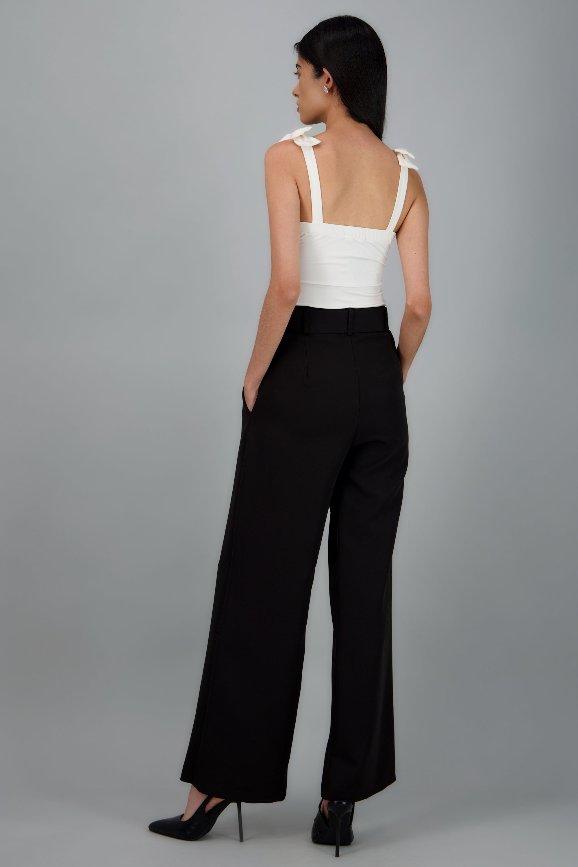 Pantalon Liso Cinturon NEGRO