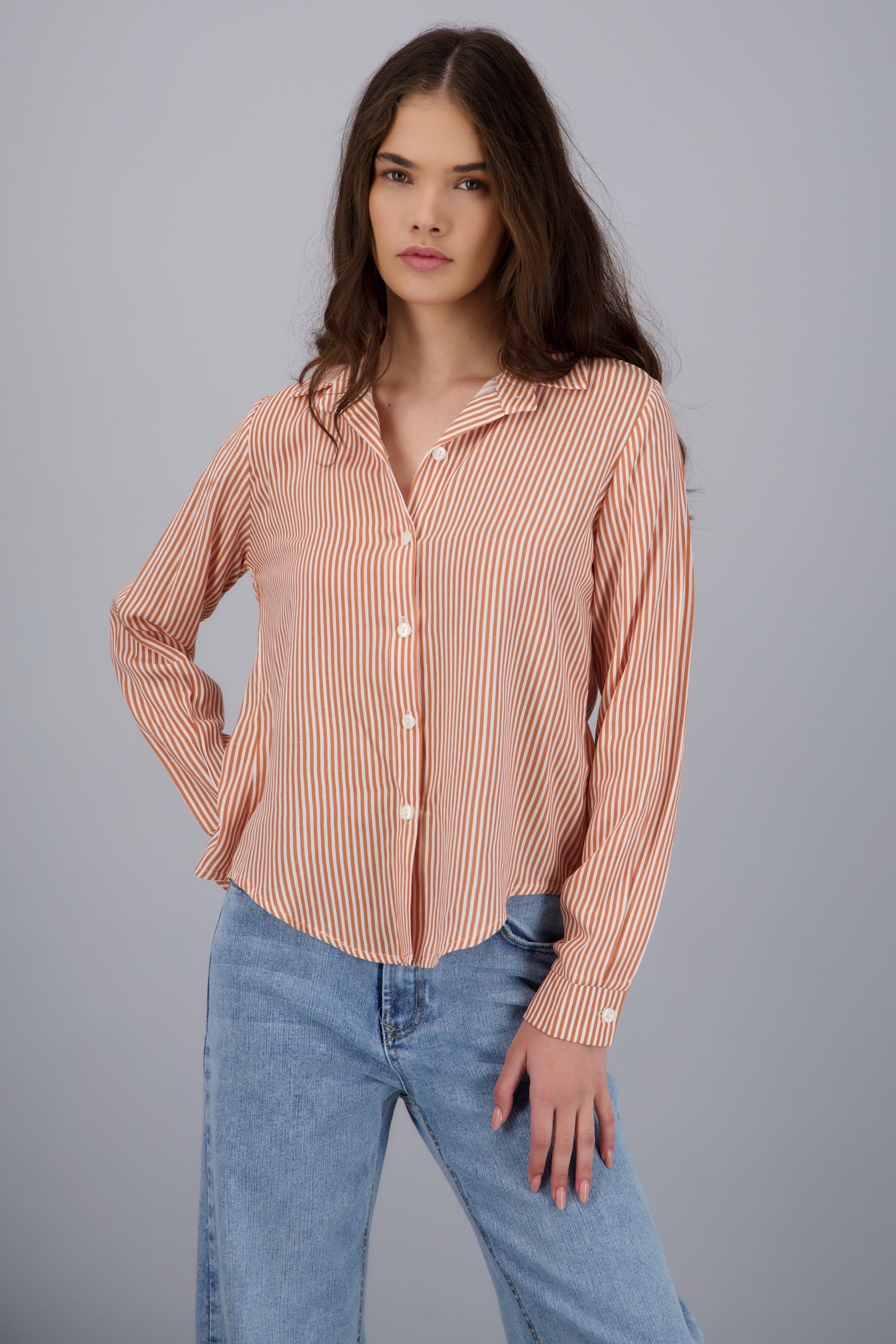 CAMISA AMPLIA RAYAS LADRILLO