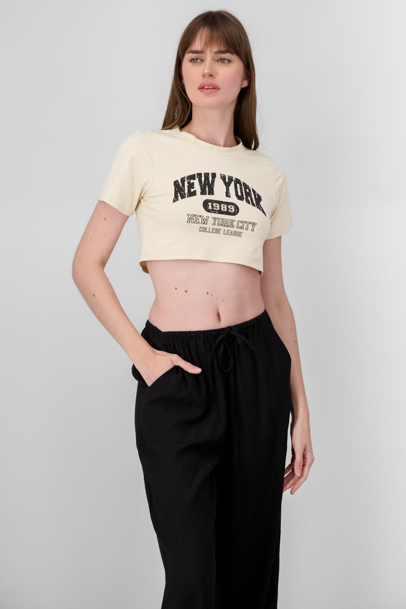 Playera crop estampado New York BEIGE