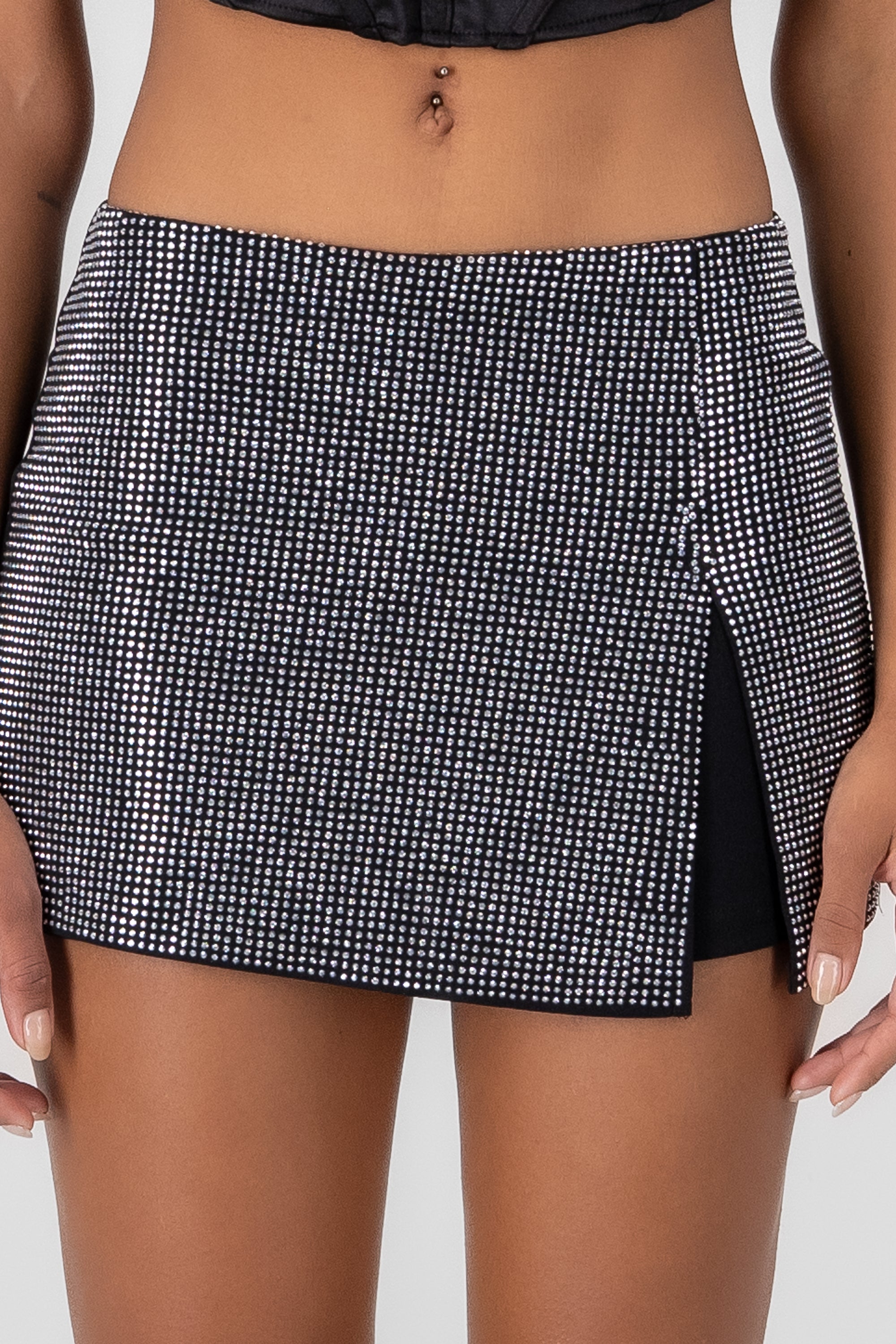 Falda Short Aplicaciones Brillos NEGRO COMBO