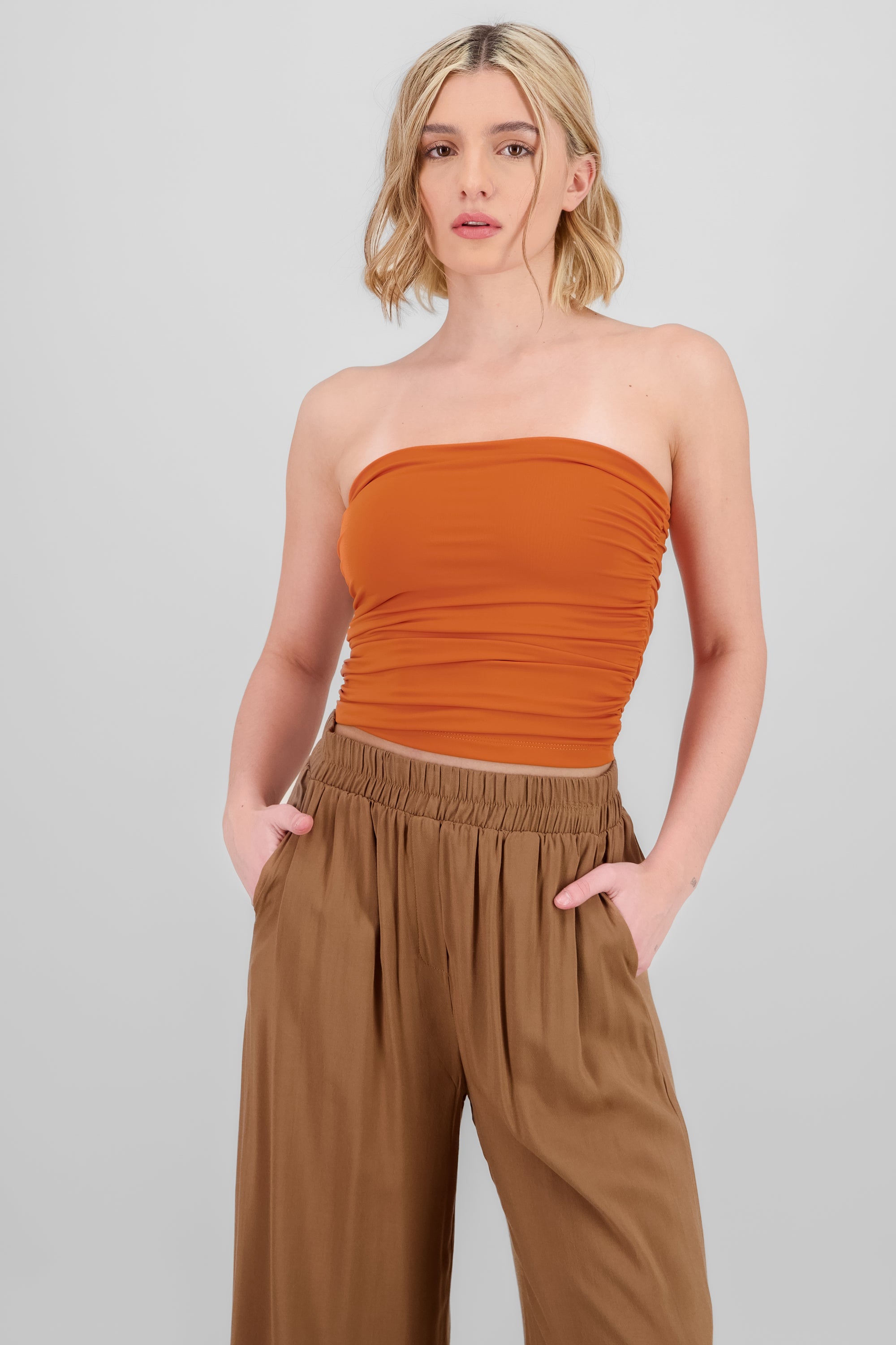 Top Tubo Strapless Drapeado NARANJA OBSCURO