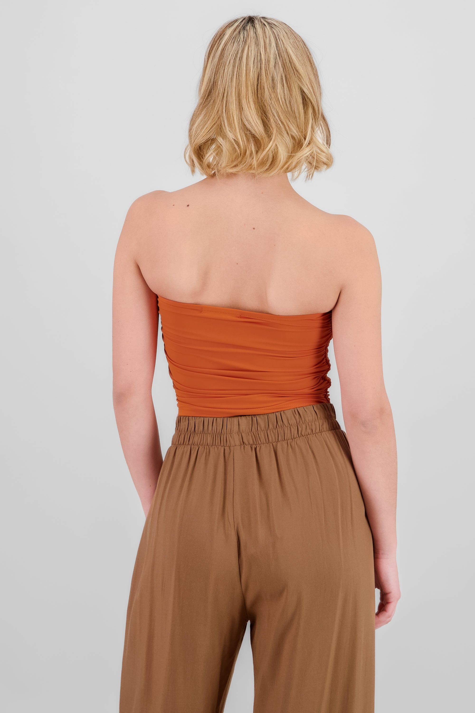 Top Tubo Strapless Drapeado NARANJA OBSCURO