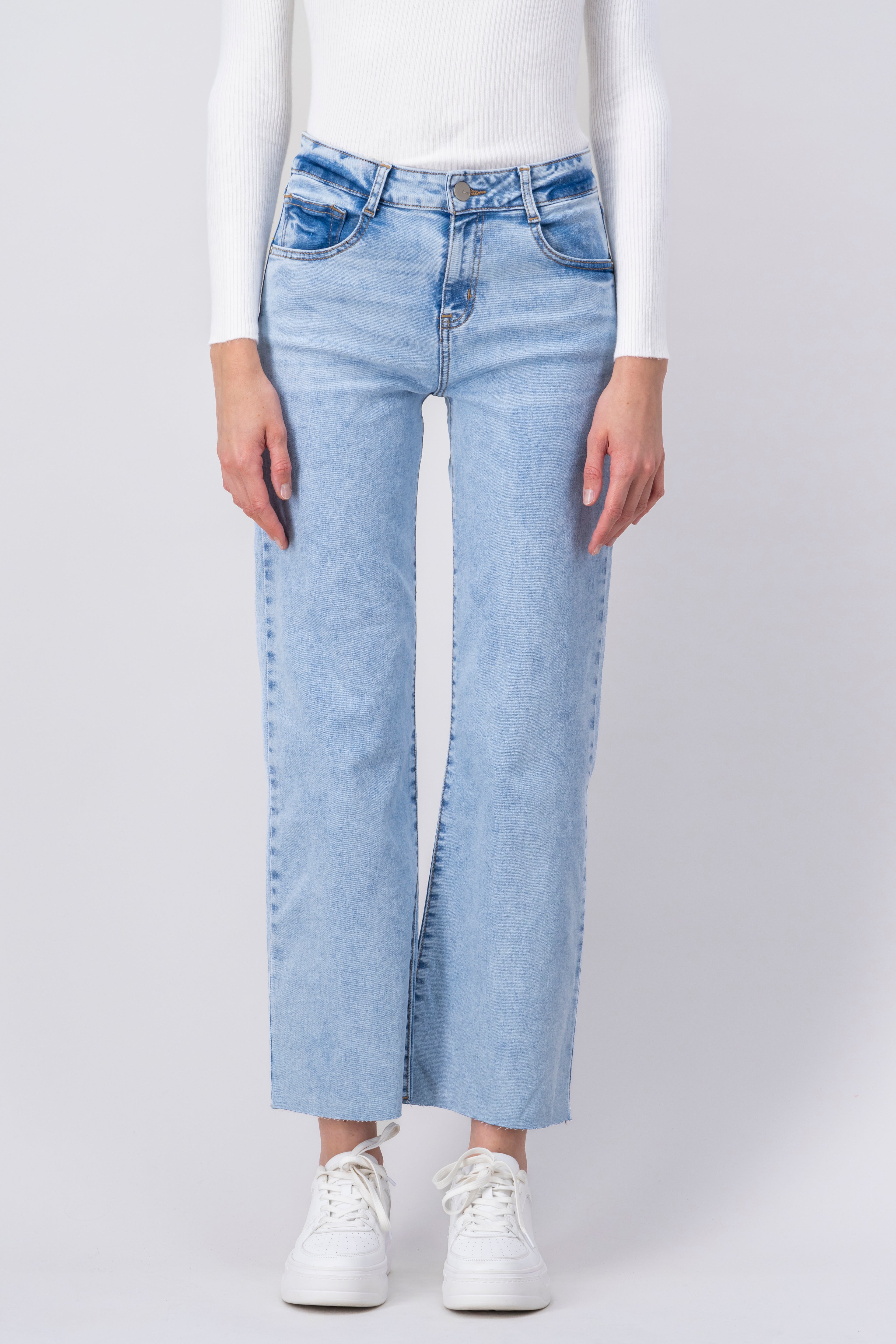 Jeans rectos corte tobillo ACID LIGHT