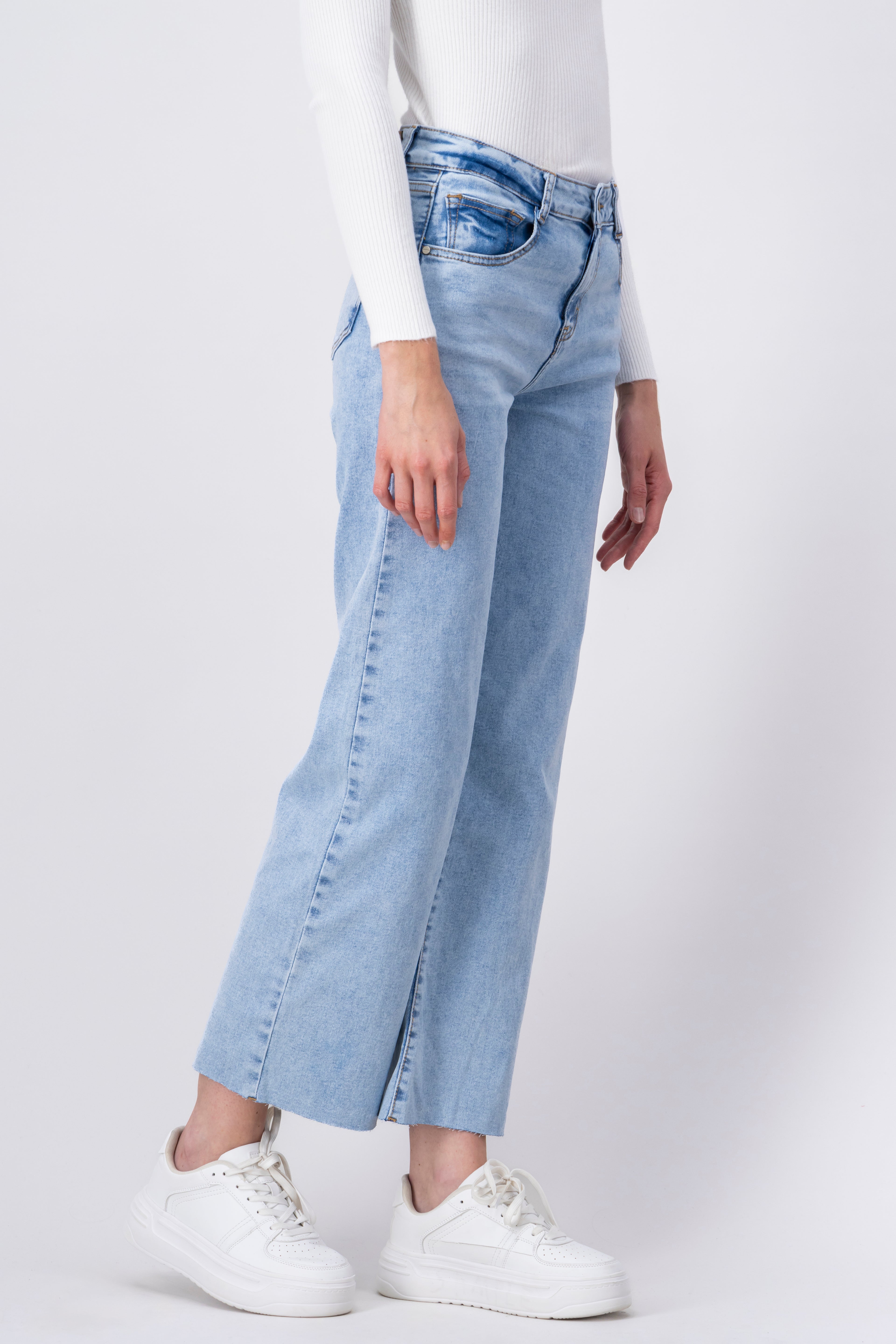 Jeans rectos corte tobillo ACID LIGHT