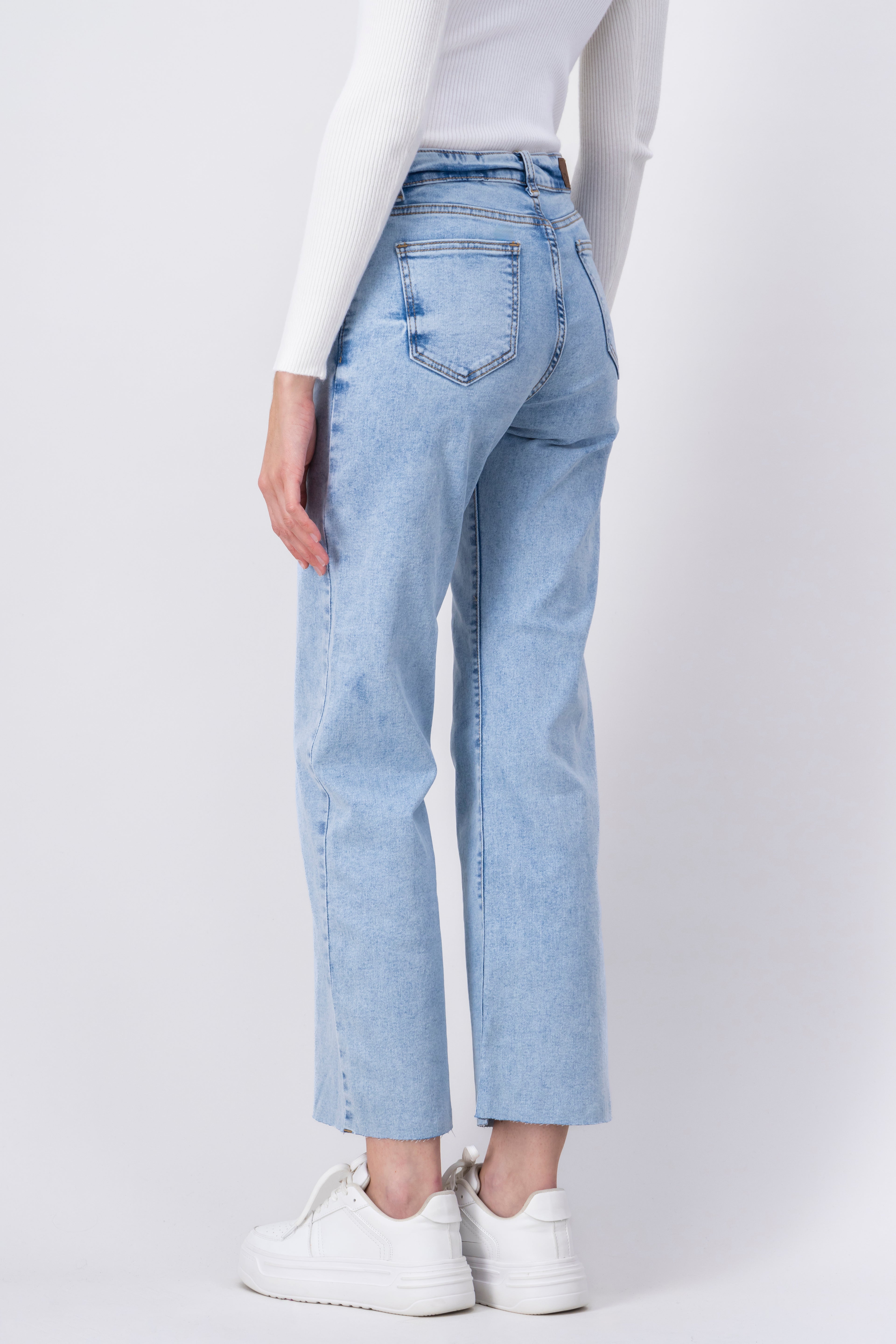 Jeans rectos corte tobillo ACID LIGHT
