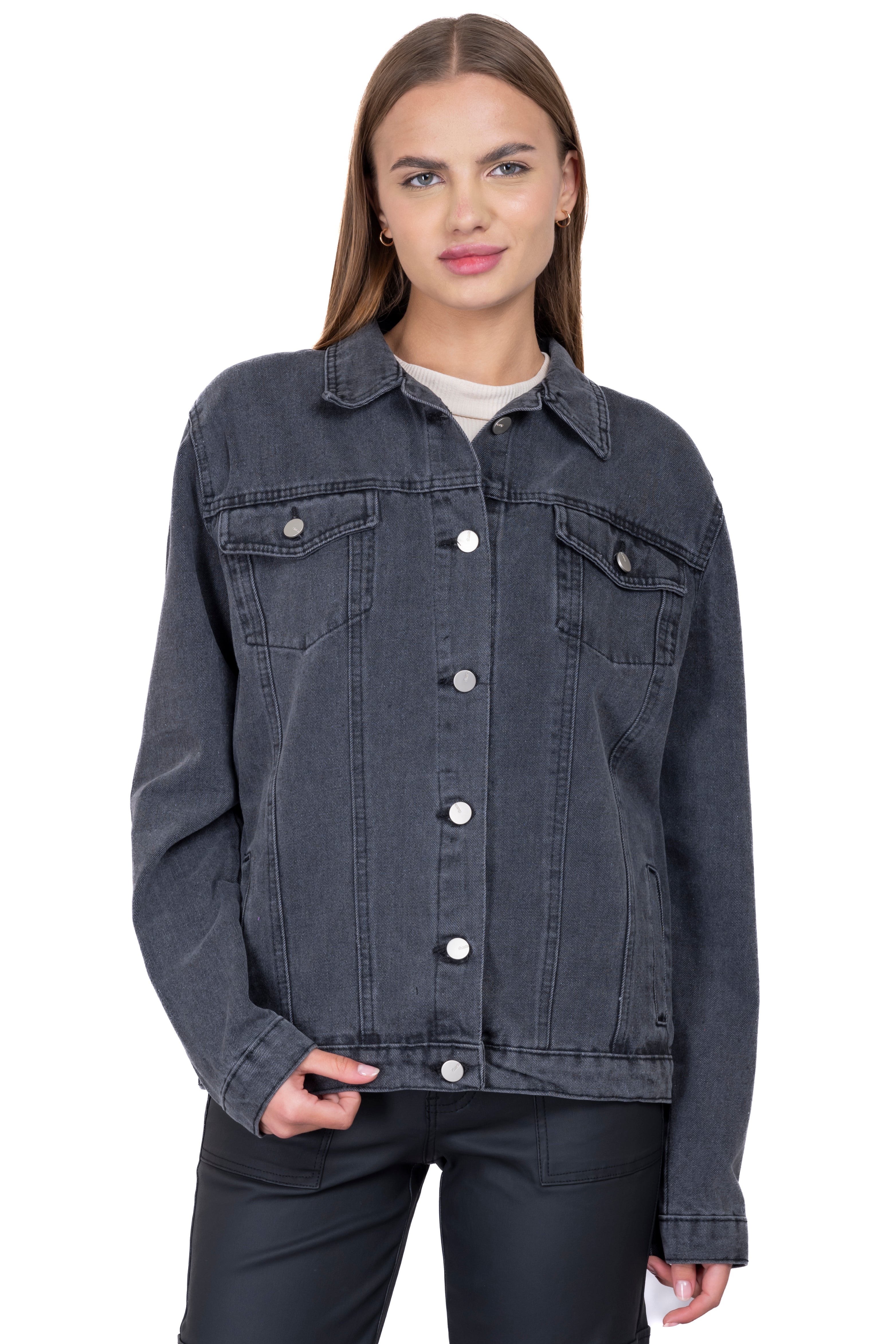 Chamarra denim oversize bolsos NEGRO