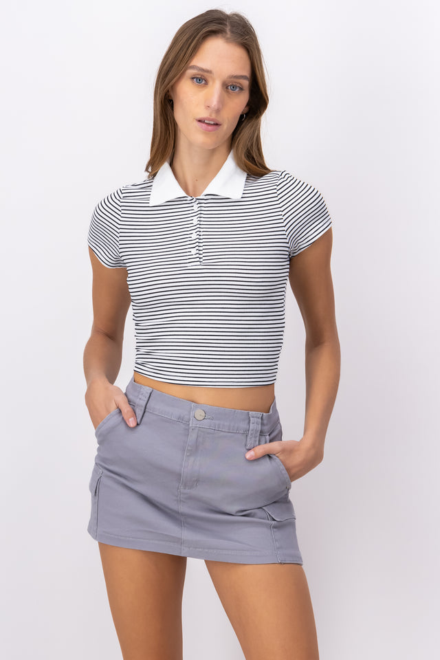 Top cuello polo líneas