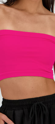 MAGENTA