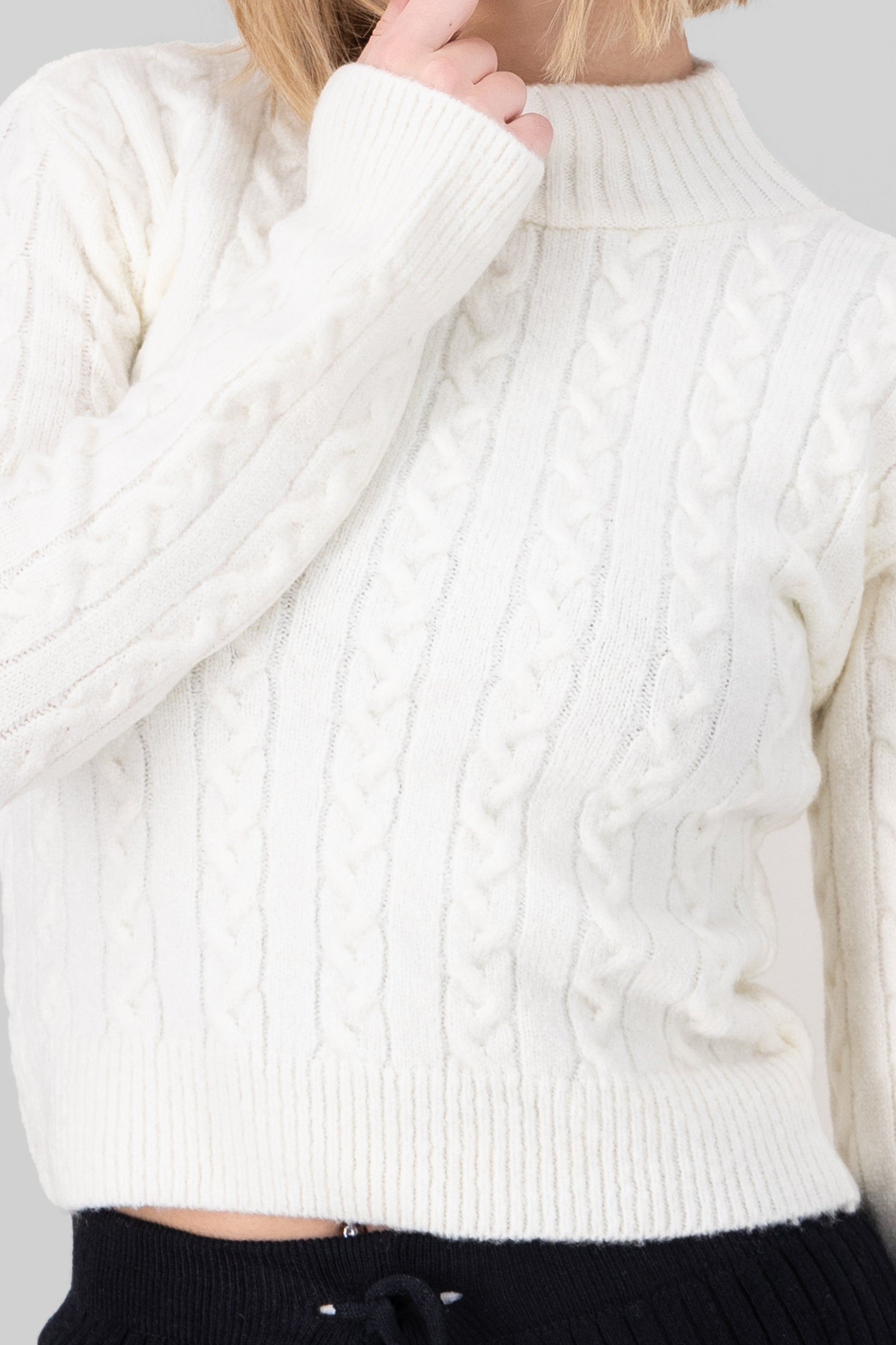 Sueter Tejido Outfit Sweater Blanco Mujer Cuello Alto Sueter