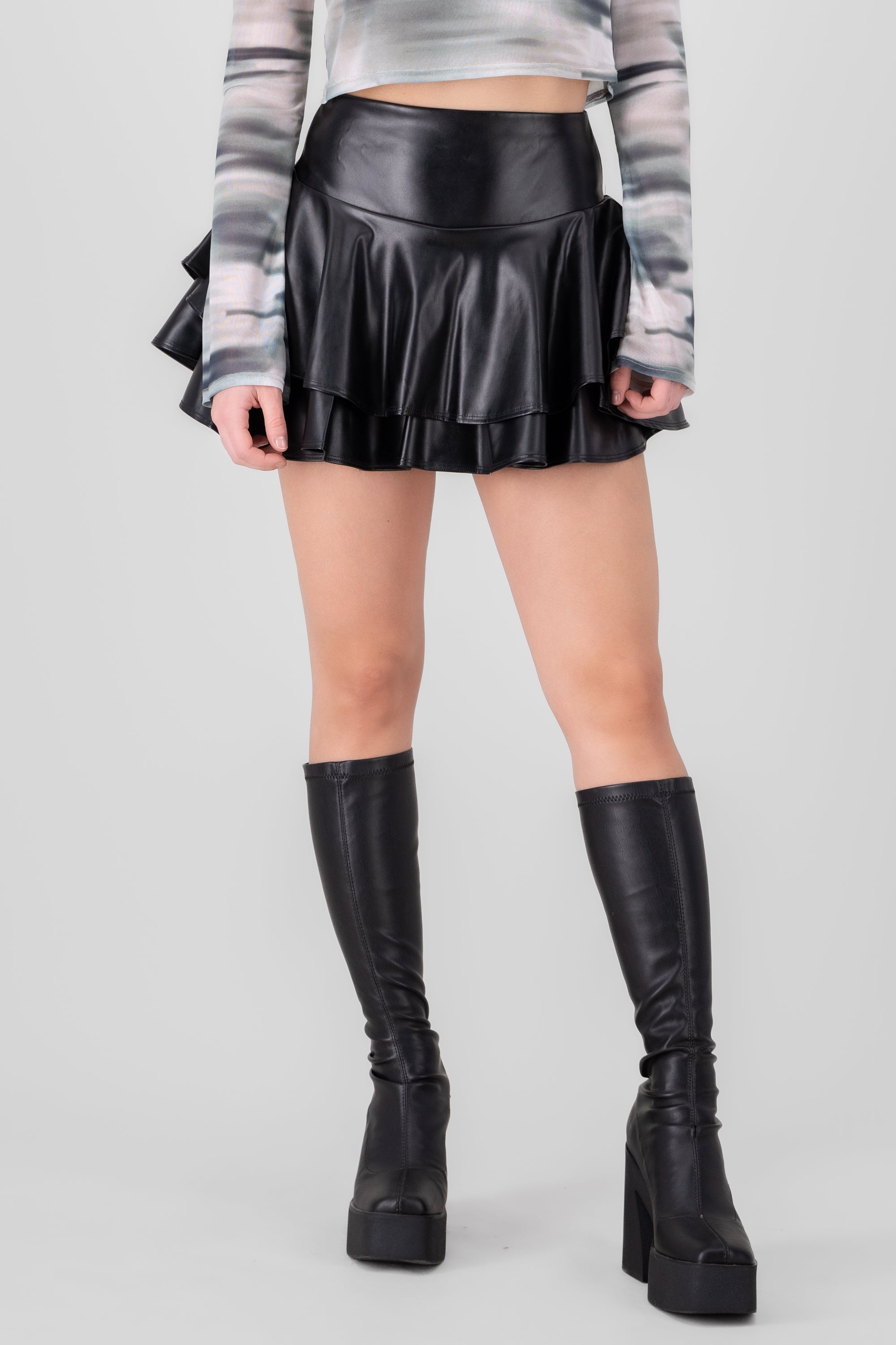 Falda Mini Efecto Piel Olanes
