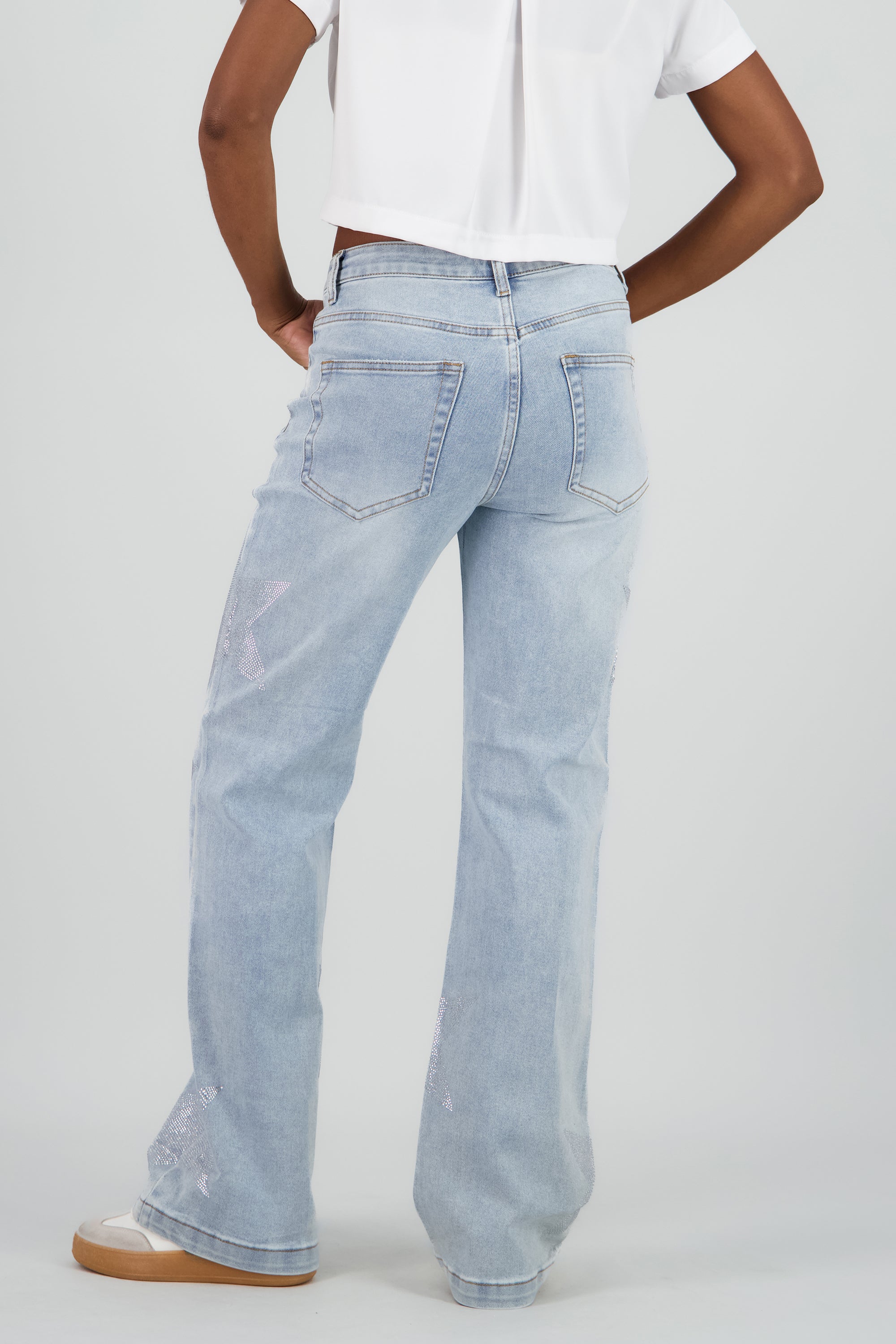 Jeans wide leg estrellas LIGHT WASH