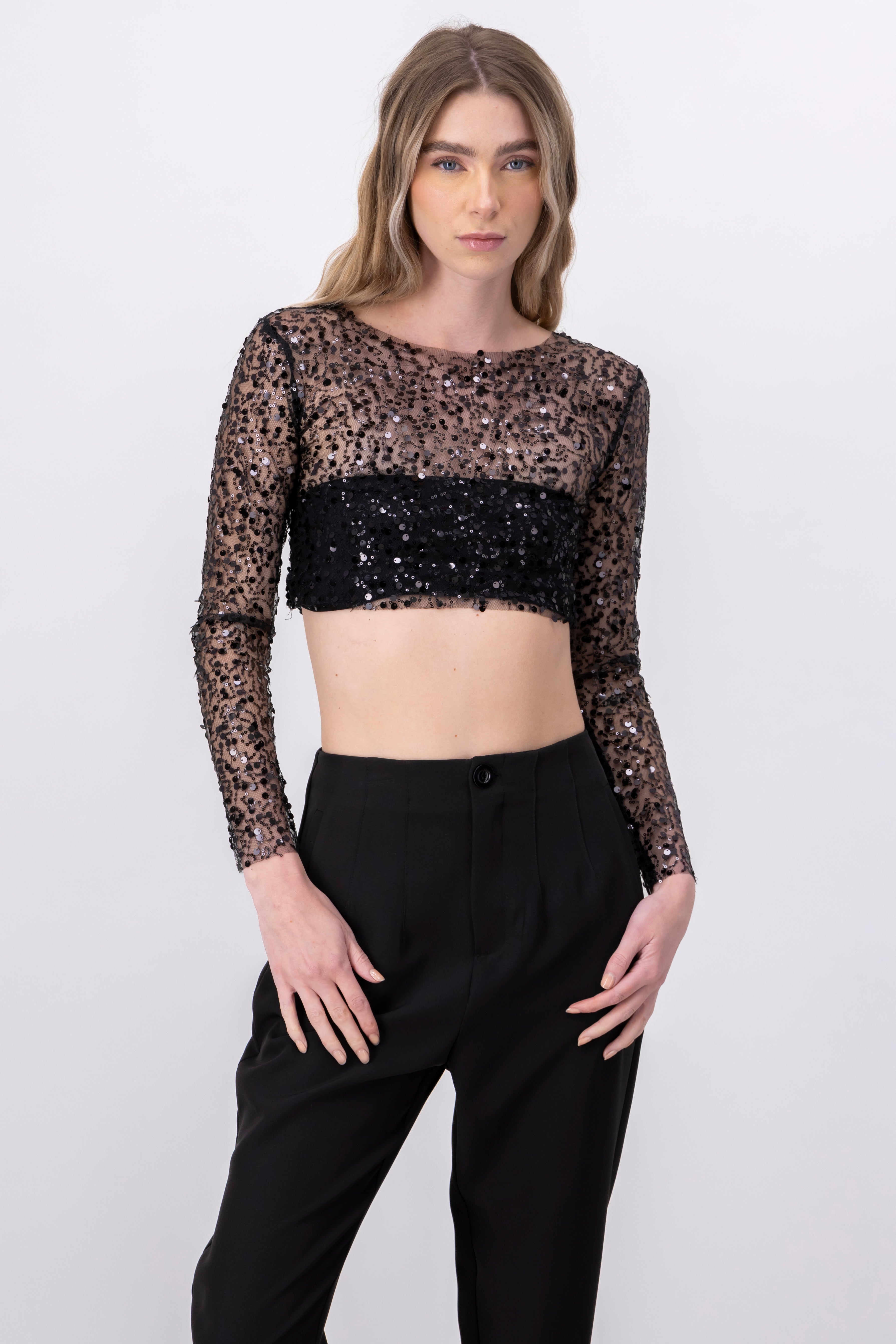 Top crop manga larga brillos NEGRO