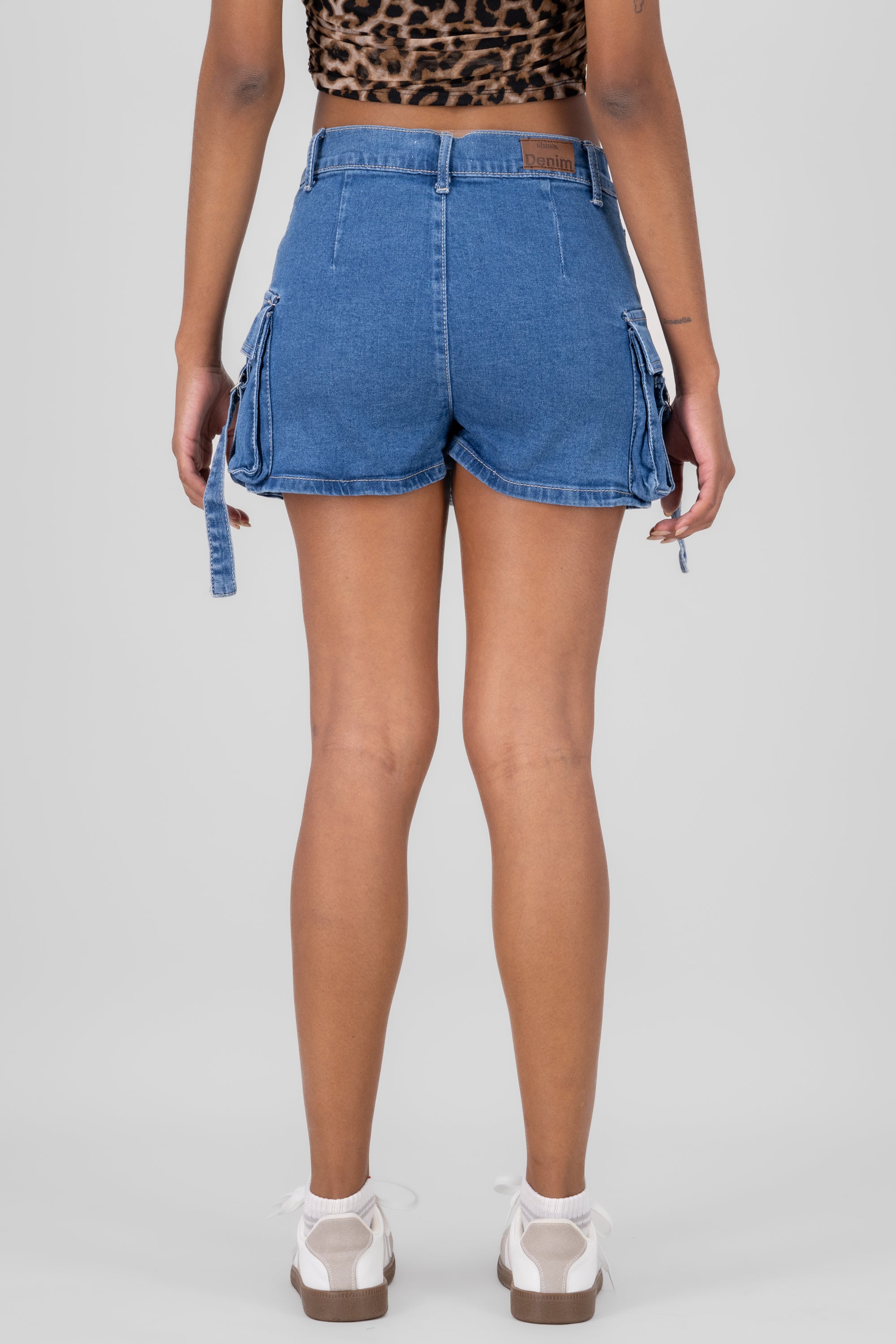 Falda short cargo MEDIUM WASH