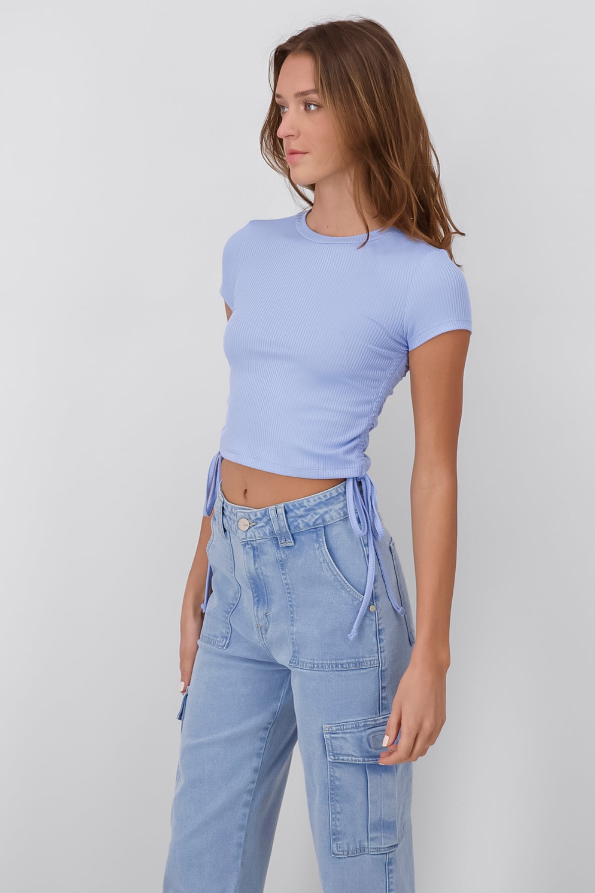 Top crop cintas laterales AZUL CIELO