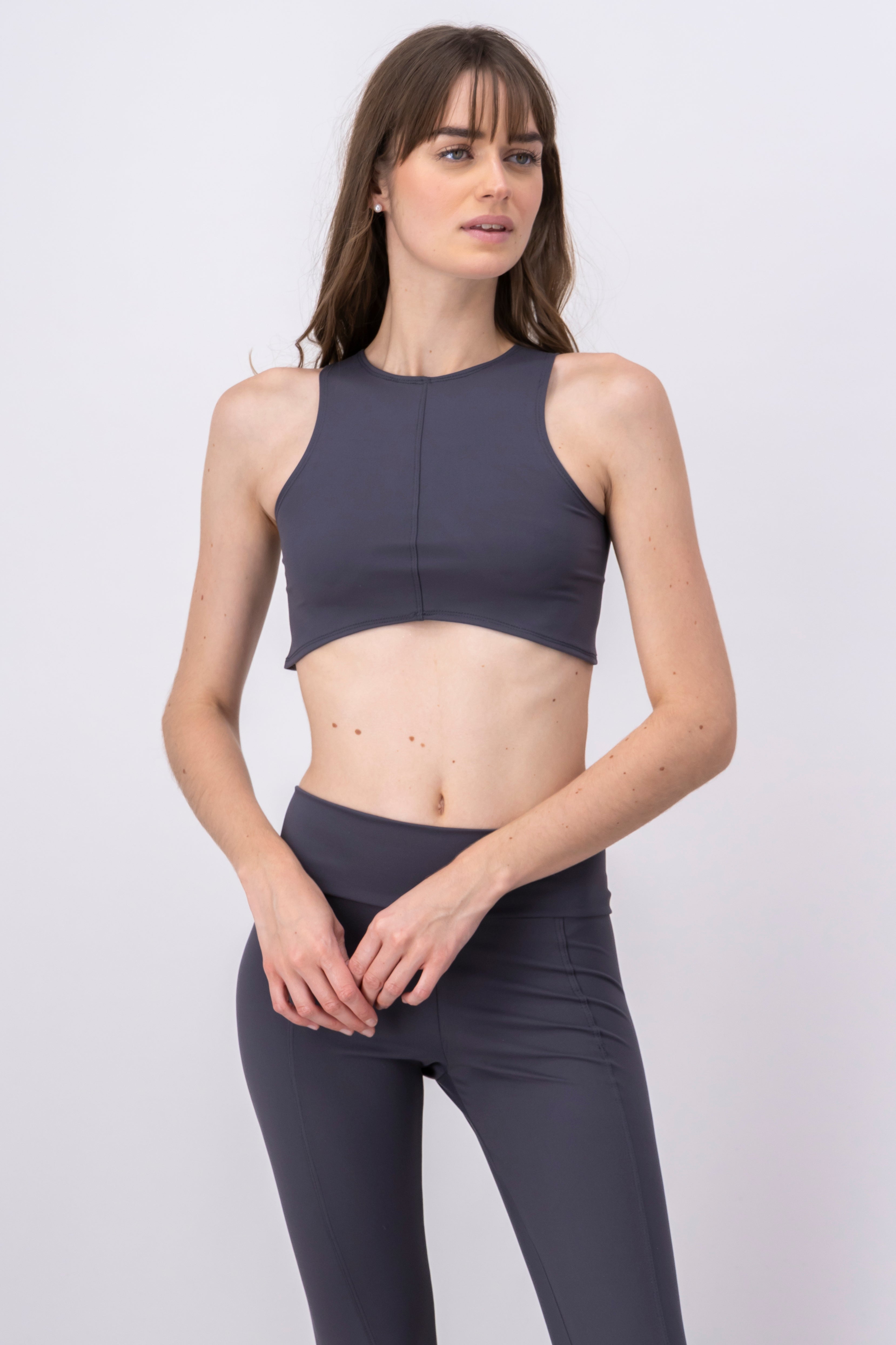 Top cuello alto liso costura