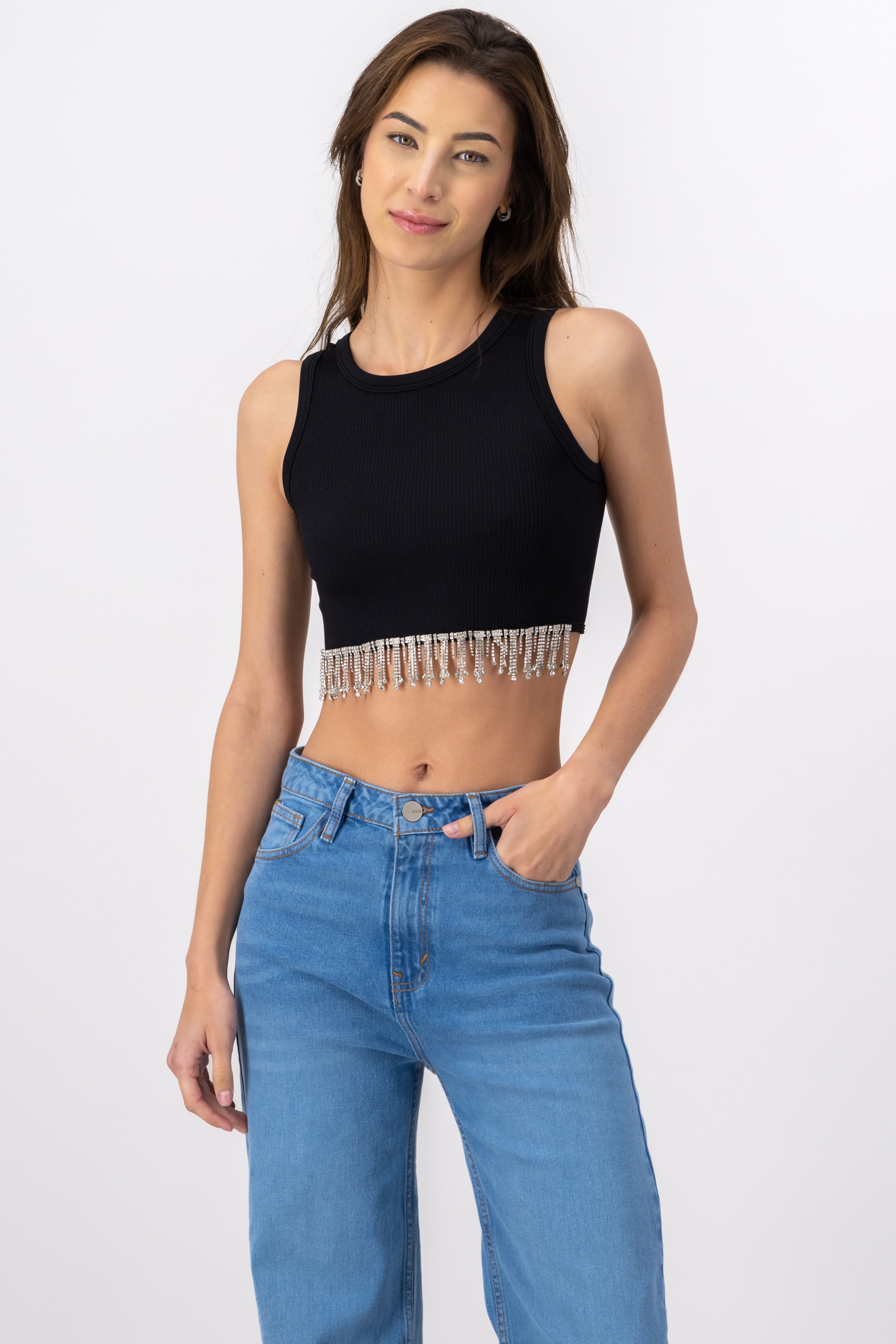 Top con detalle de brillos liso NEGRO