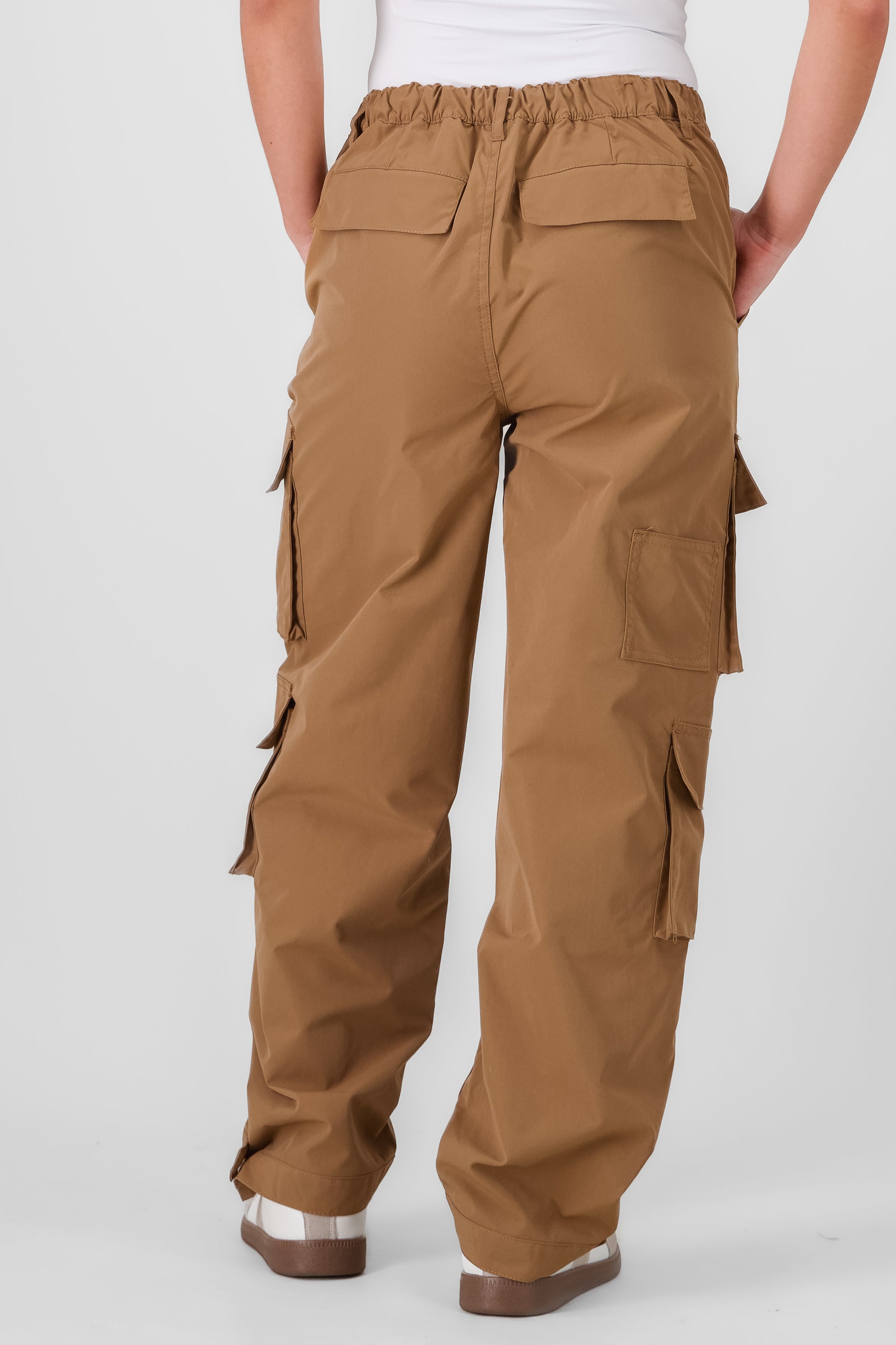 Pantalón Cargo Cintura Media CAMELLO