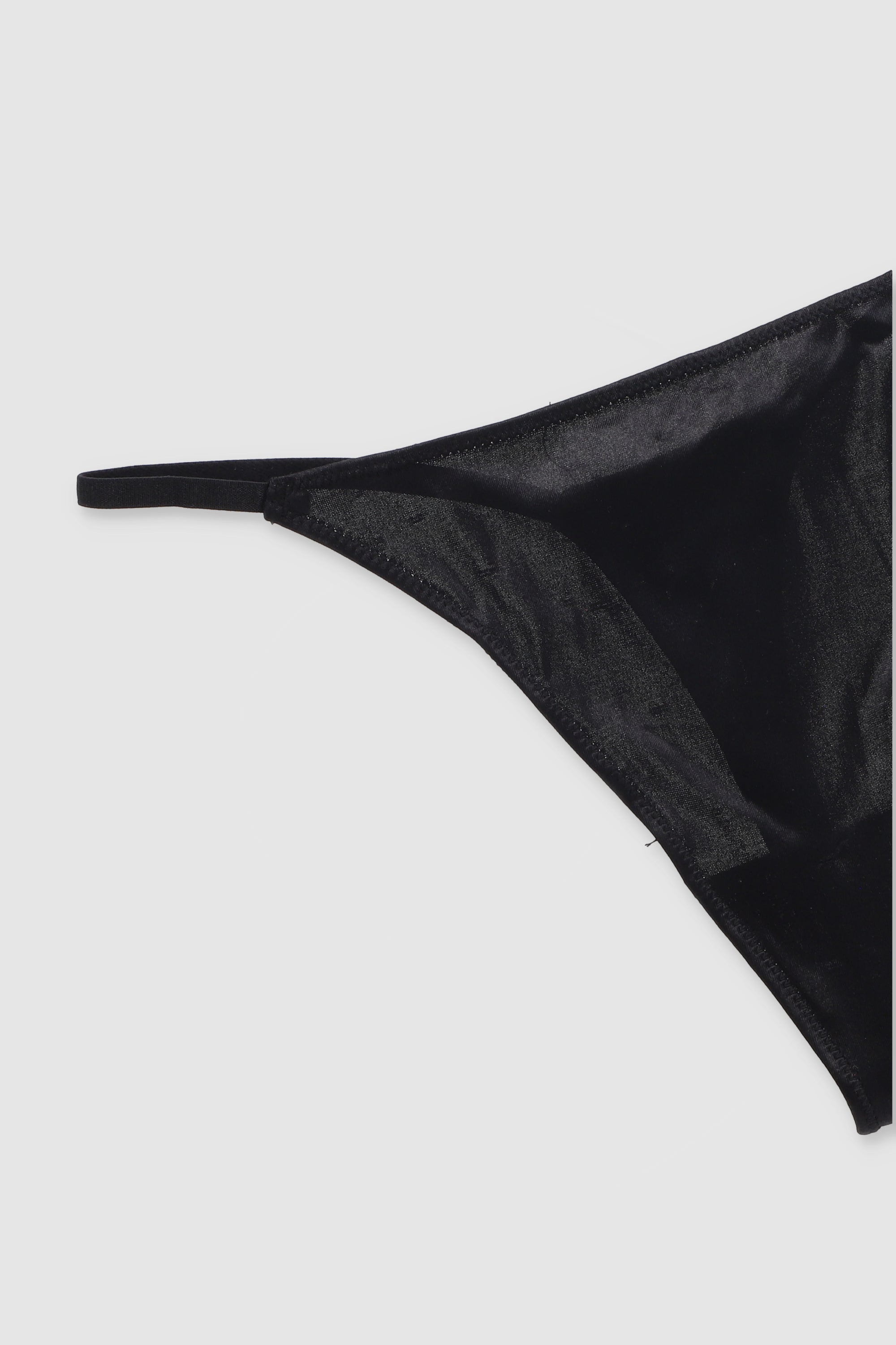 Tanga satin NEGRO