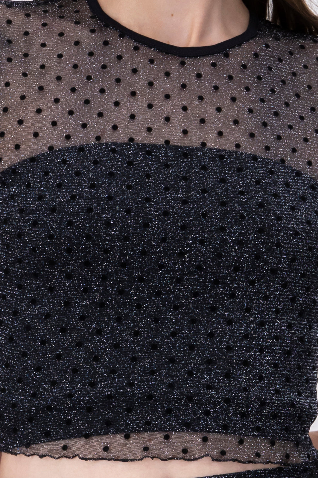 Blusa mesh polka dots brillos NEGRO