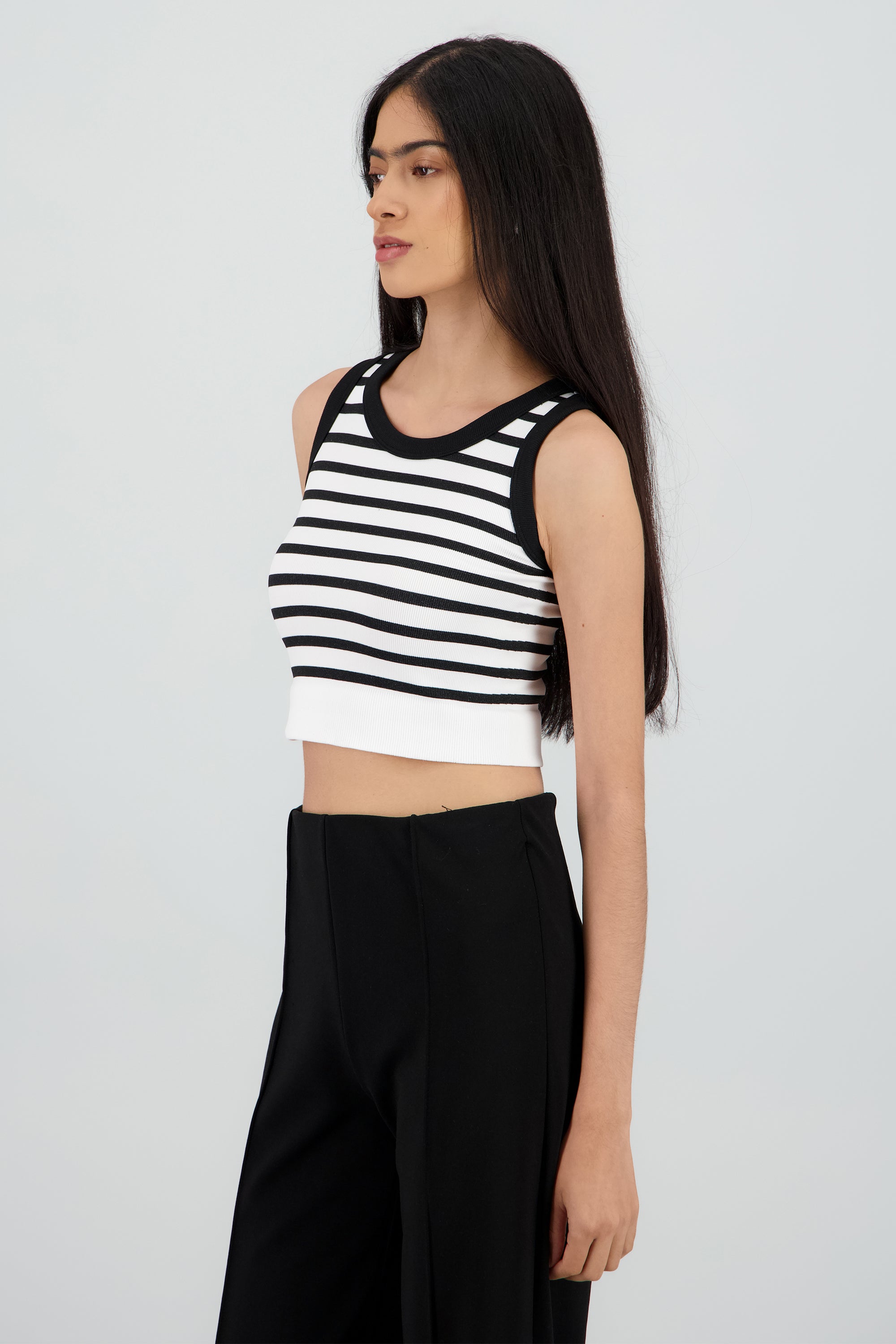 Crop Top De Rayas Sin Manga NEGRO COMBO